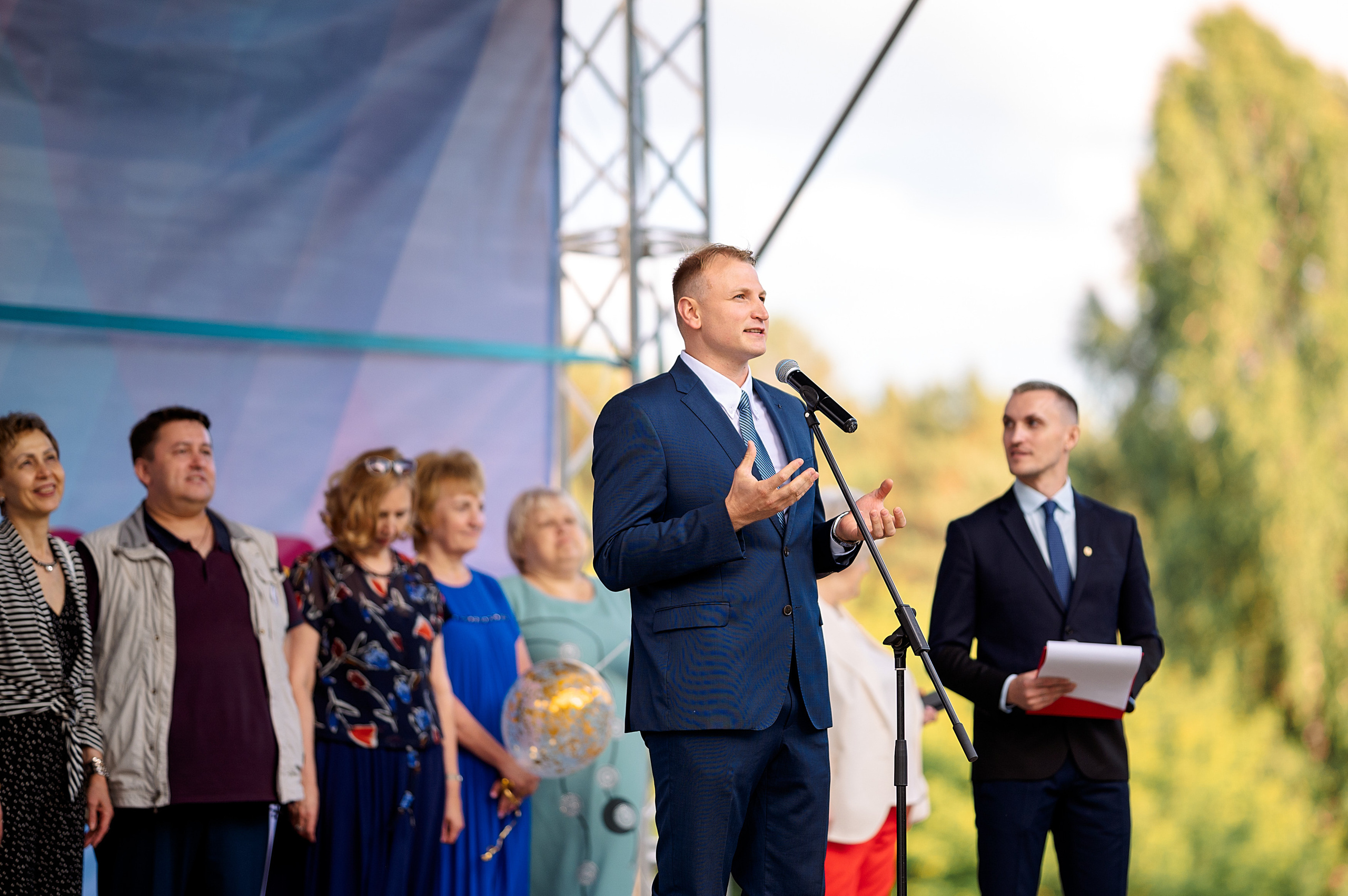 ВЫПУСКНОЙ 11А шк106. Семейный, свадебный, школьный фотограф в Железногорске Целуев Андрей