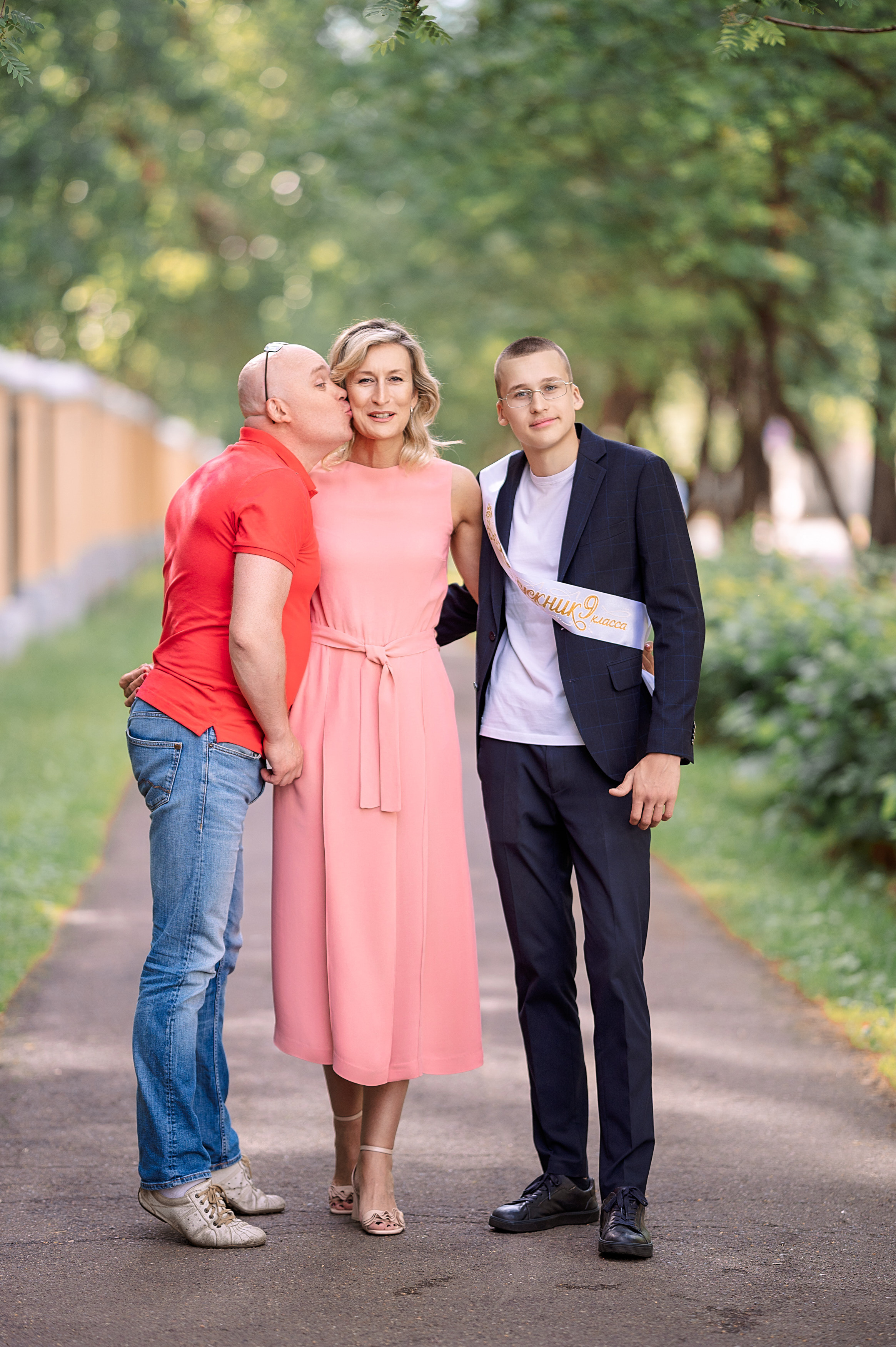 ВЫПУСКНОЙ 9кл. гимназия 91. Семейный, свадебный, школьный фотограф в Железногорске Целуев Андрей