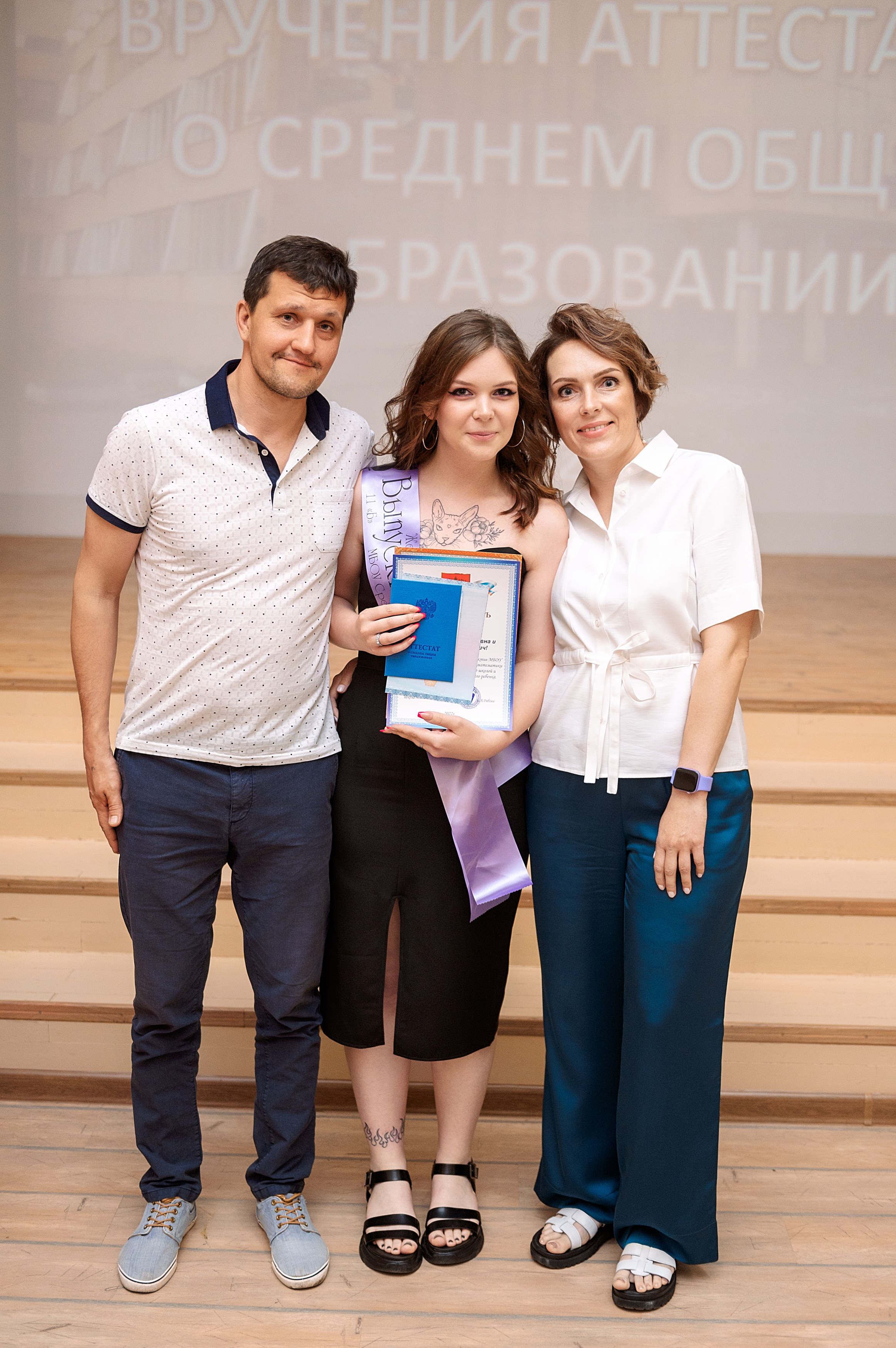 ВЫПУСКНОЙ 11А шк106. Семейный, свадебный, школьный фотограф в Железногорске Целуев Андрей