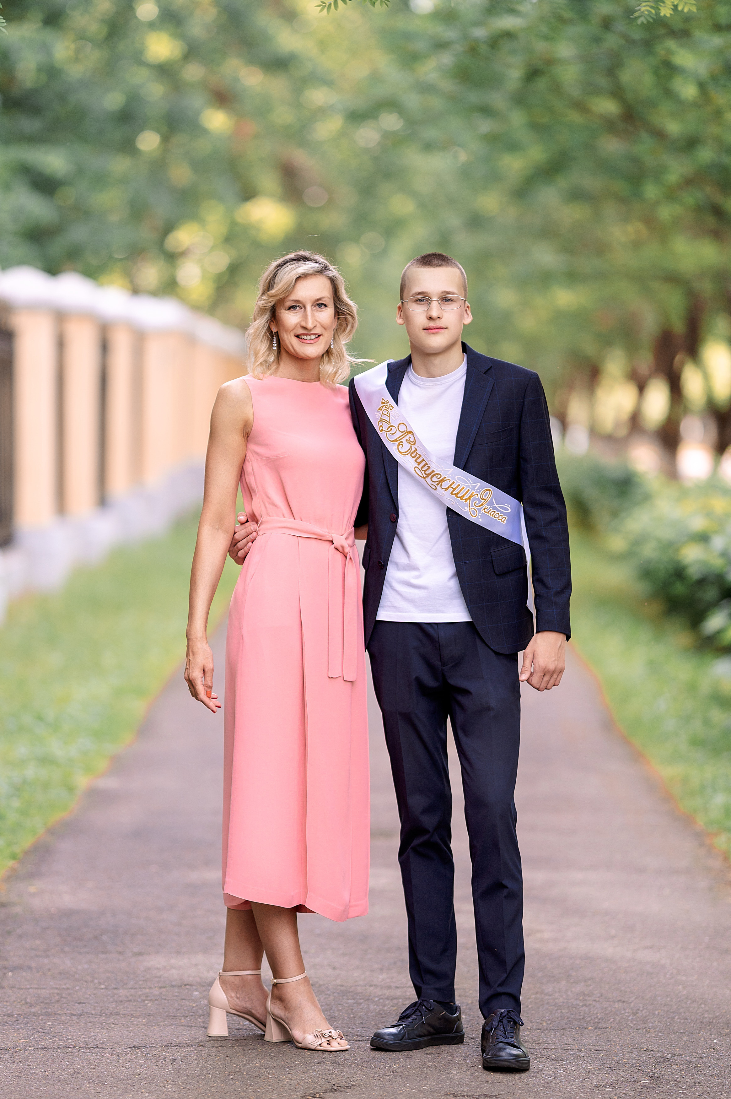 ВЫПУСКНОЙ 9кл. гимназия 91. Семейный, свадебный, школьный фотограф в Железногорске Целуев Андрей