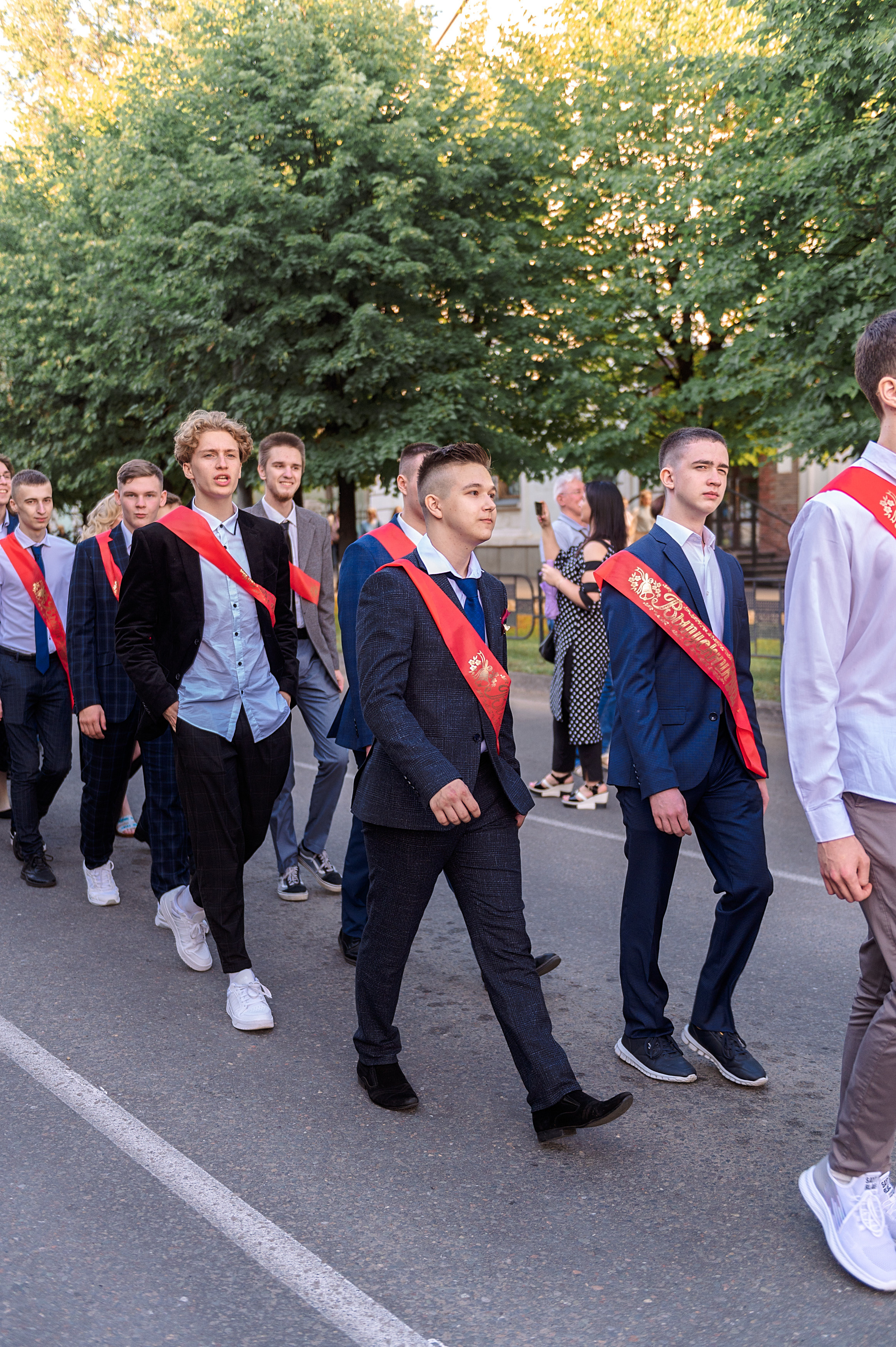 ВЫПУСКНОЙ 11А шк106. Семейный, свадебный, школьный фотограф в Железногорске Целуев Андрей