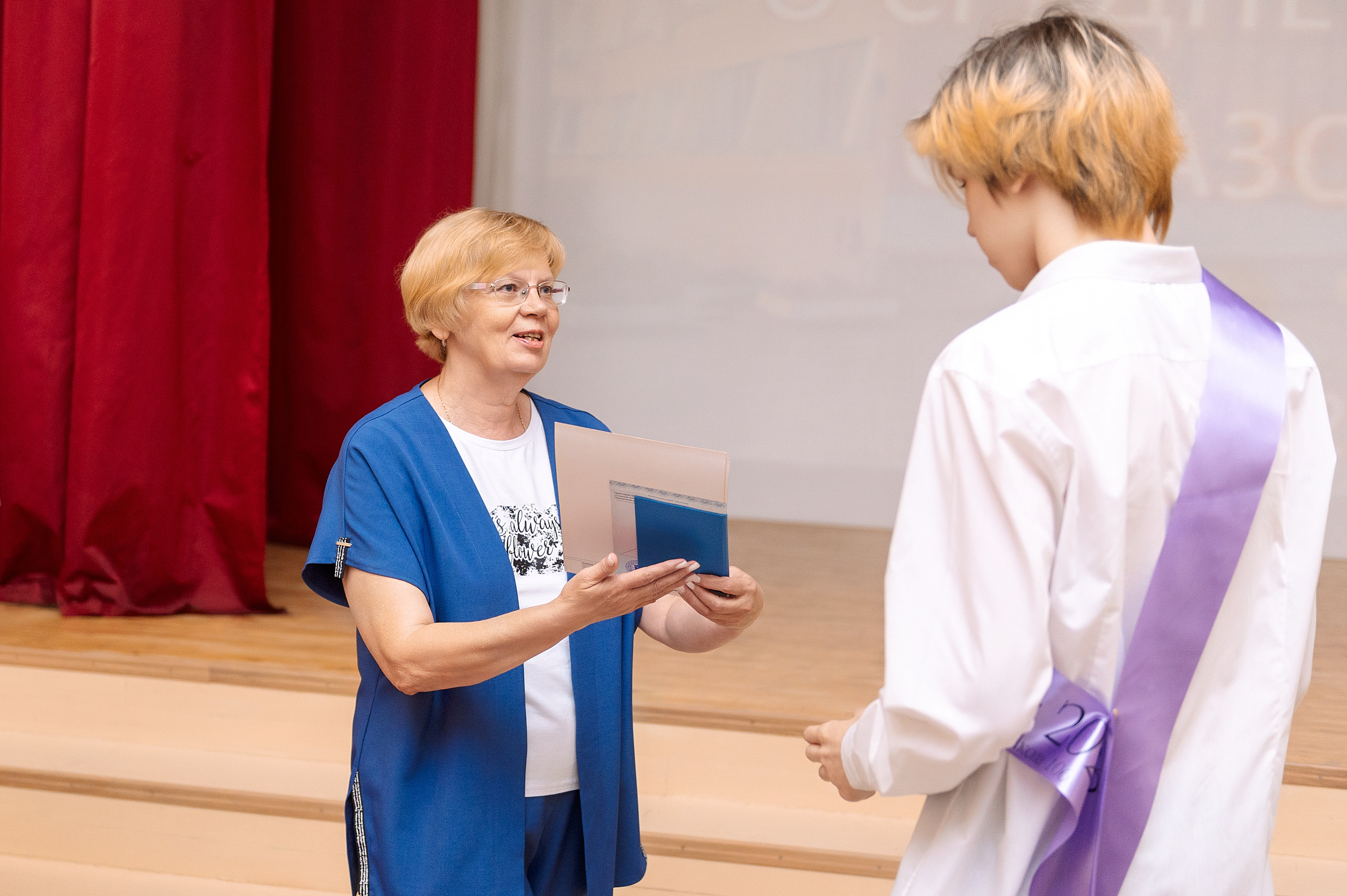 ВЫПУСКНОЙ 11А шк106. Семейный, свадебный, школьный фотограф в Железногорске Целуев Андрей