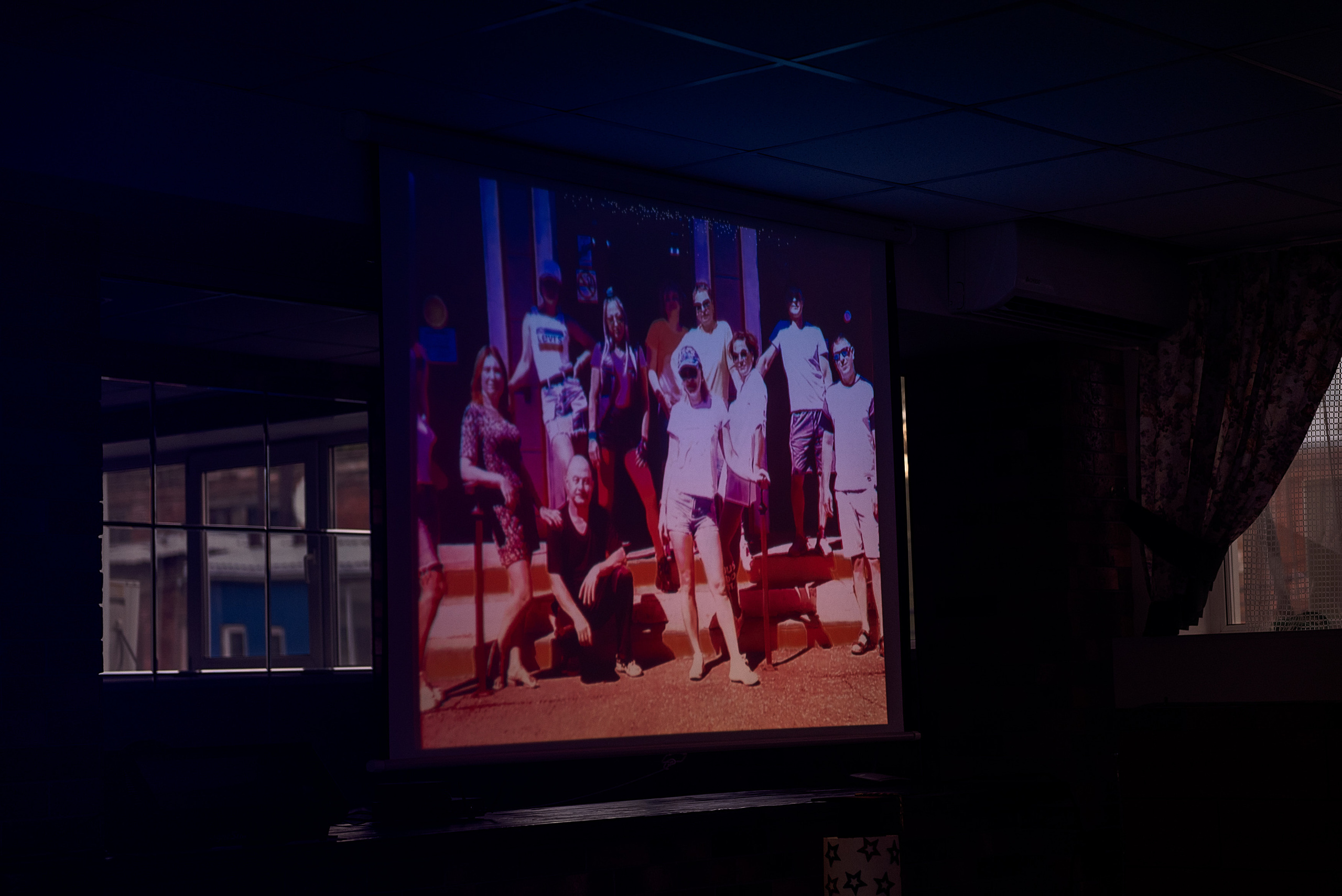 ВЫПУСКНОЙ 9кл. гимназия 91. Семейный, свадебный, школьный фотограф в Железногорске Целуев Андрей