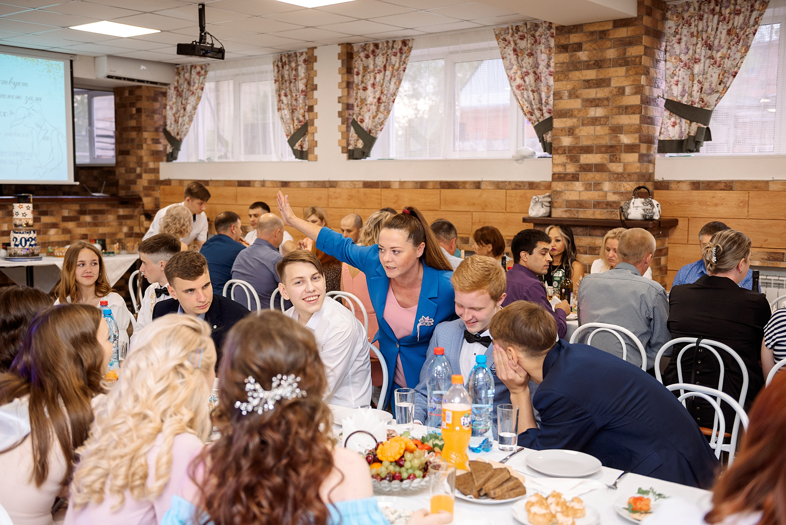 ВЫПУСКНОЙ 9кл. гимназия 91. Семейный, свадебный, школьный фотограф в Железногорске Целуев Андрей