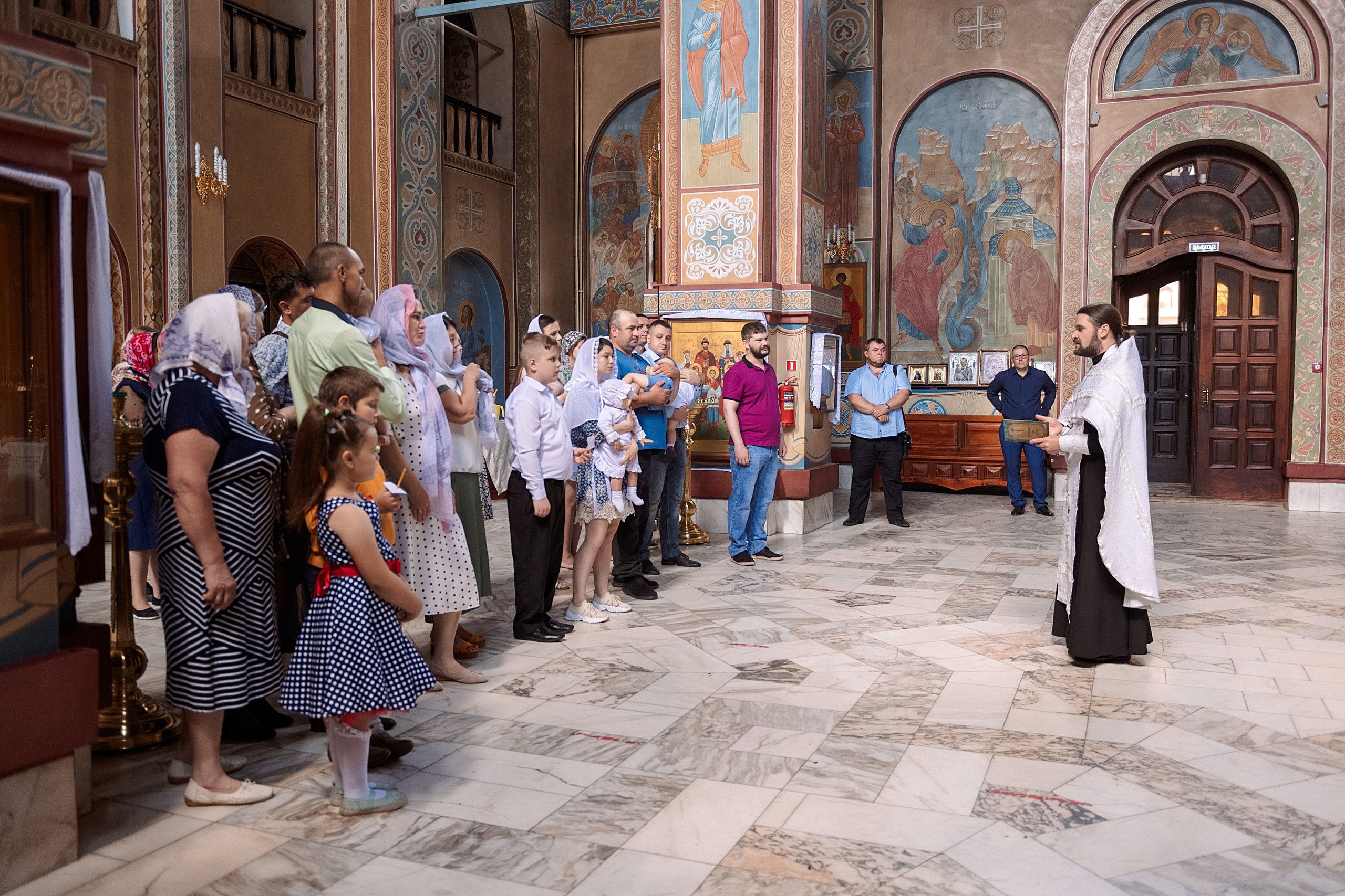 Крещение Артема. Семейный, свадебный, школьный фотограф в Железногорске Целуев Андрей
