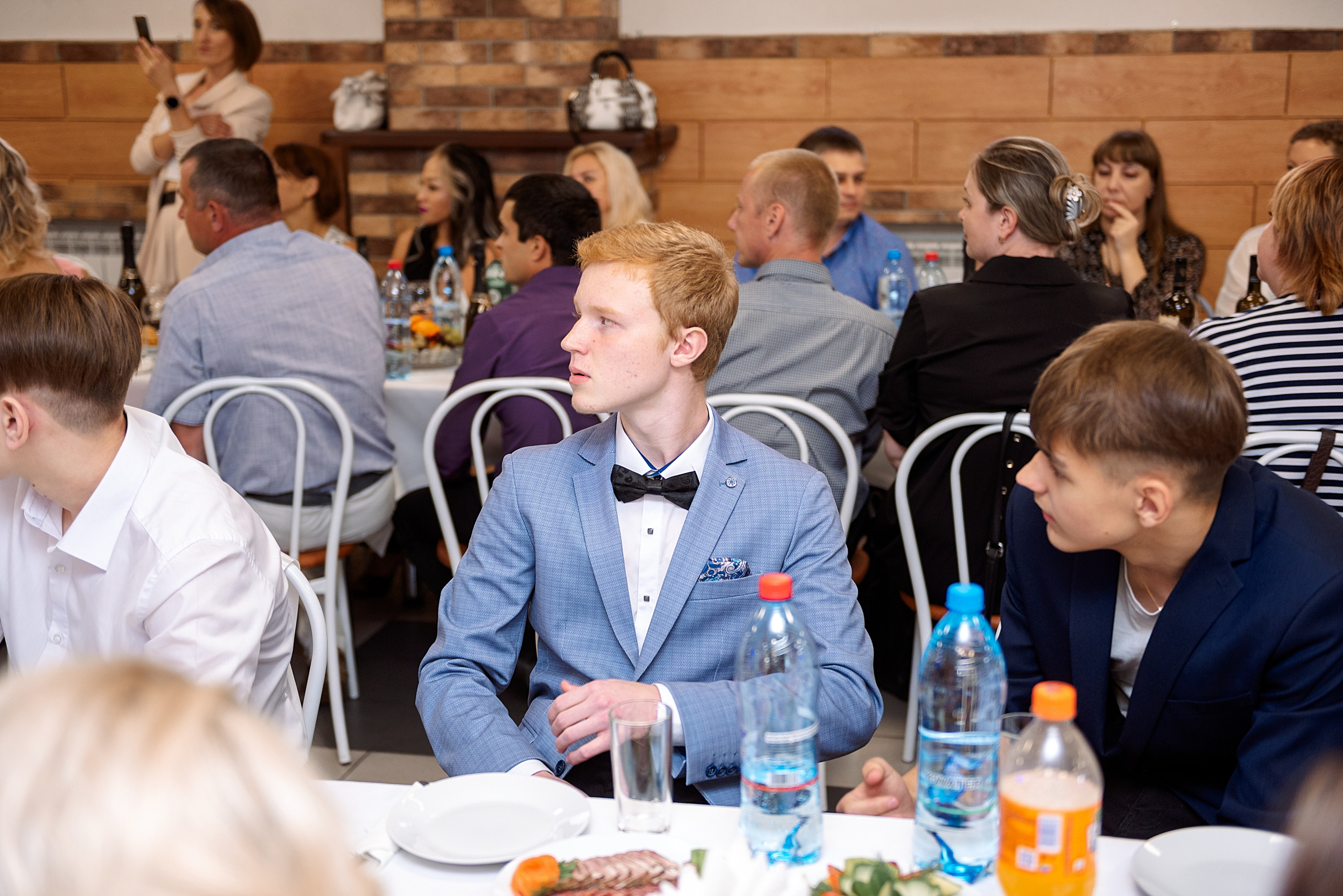 ВЫПУСКНОЙ 9кл. гимназия 91. Семейный, свадебный, школьный фотограф в Железногорске Целуев Андрей