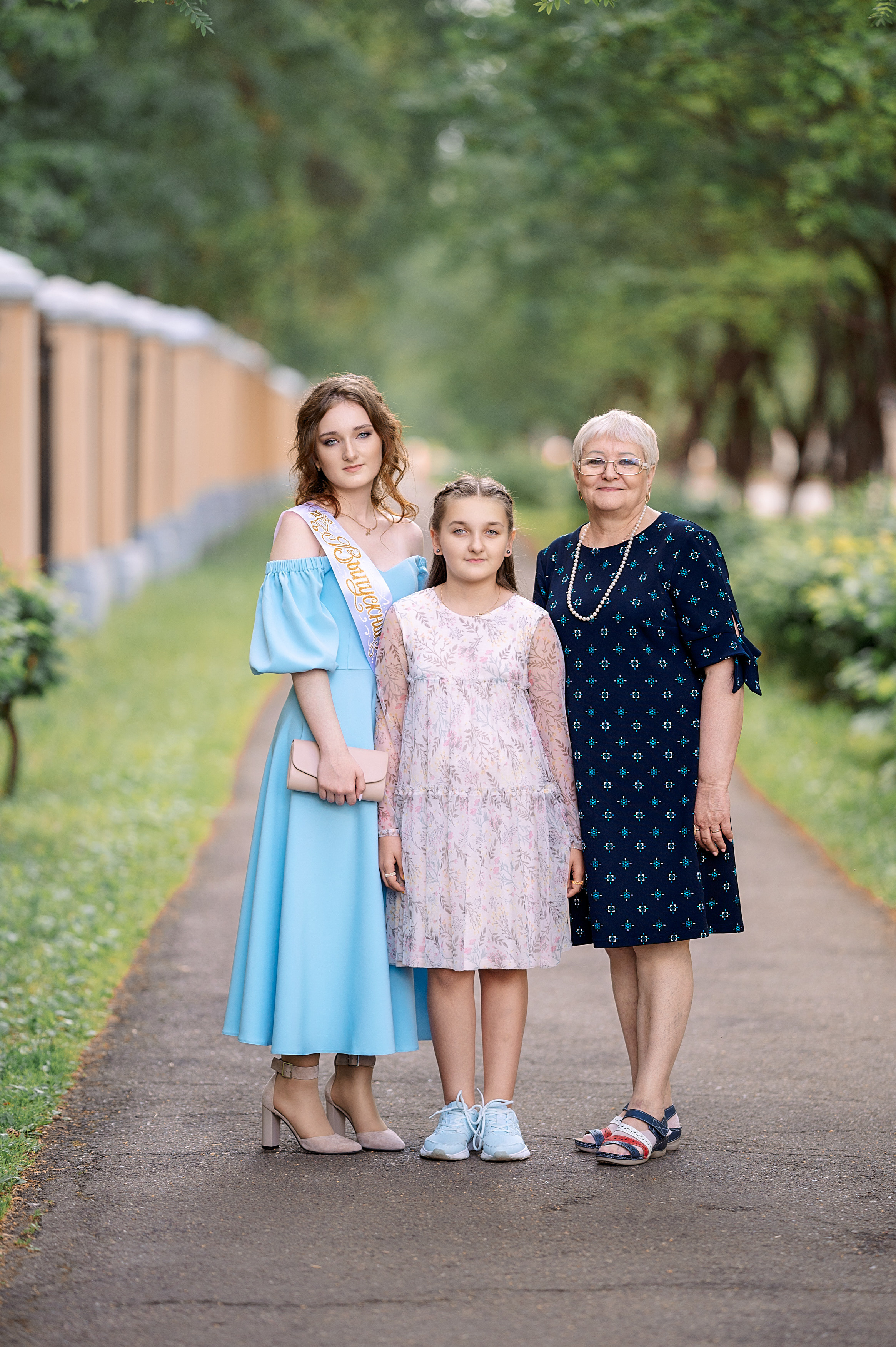 ВЫПУСКНОЙ 9кл. гимназия 91. Семейный, свадебный, школьный фотограф в Железногорске Целуев Андрей