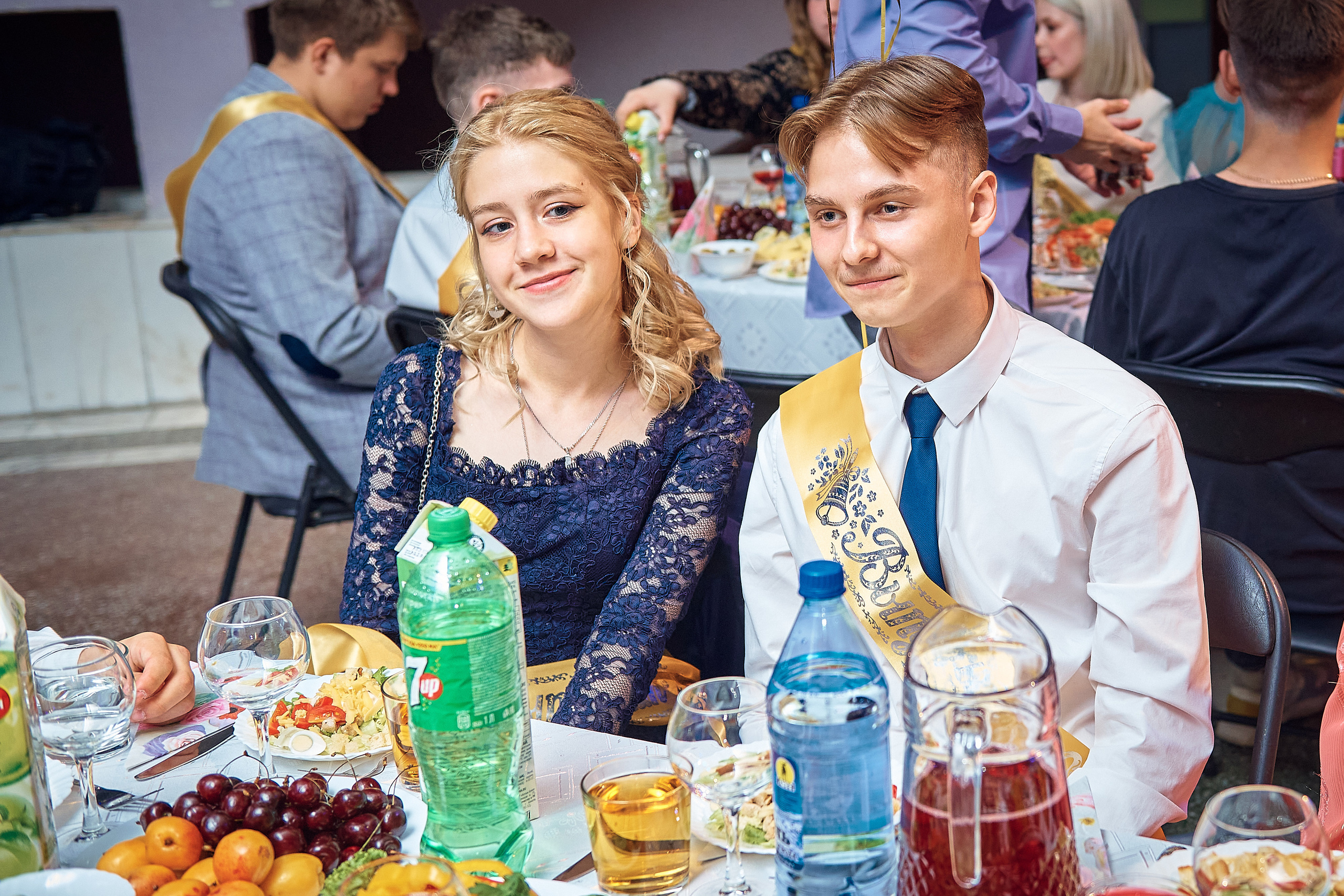 Выпускной 11 кл школа 100 2021 г. Семейный, свадебный, школьный фотограф в Железногорске Целуев Андрей