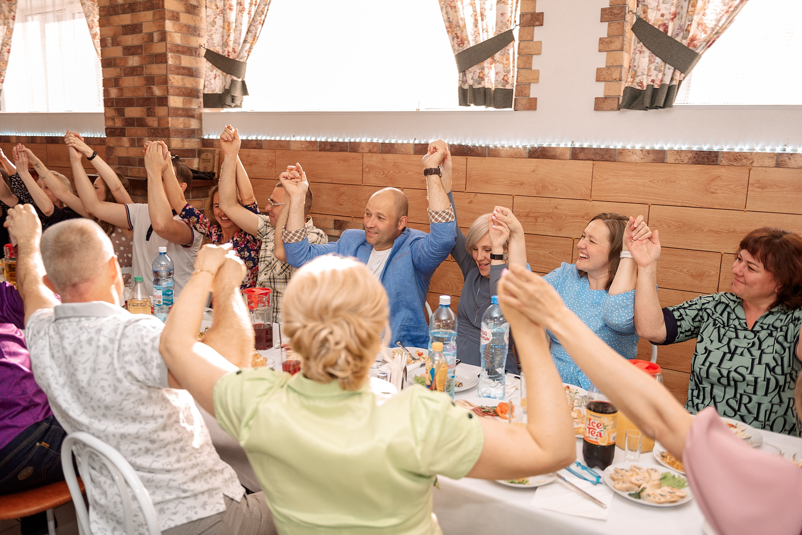 ВЫПУСКНОЙ 9кл. шк.106. Семейный, свадебный, школьный фотограф в Железногорске Целуев Андрей