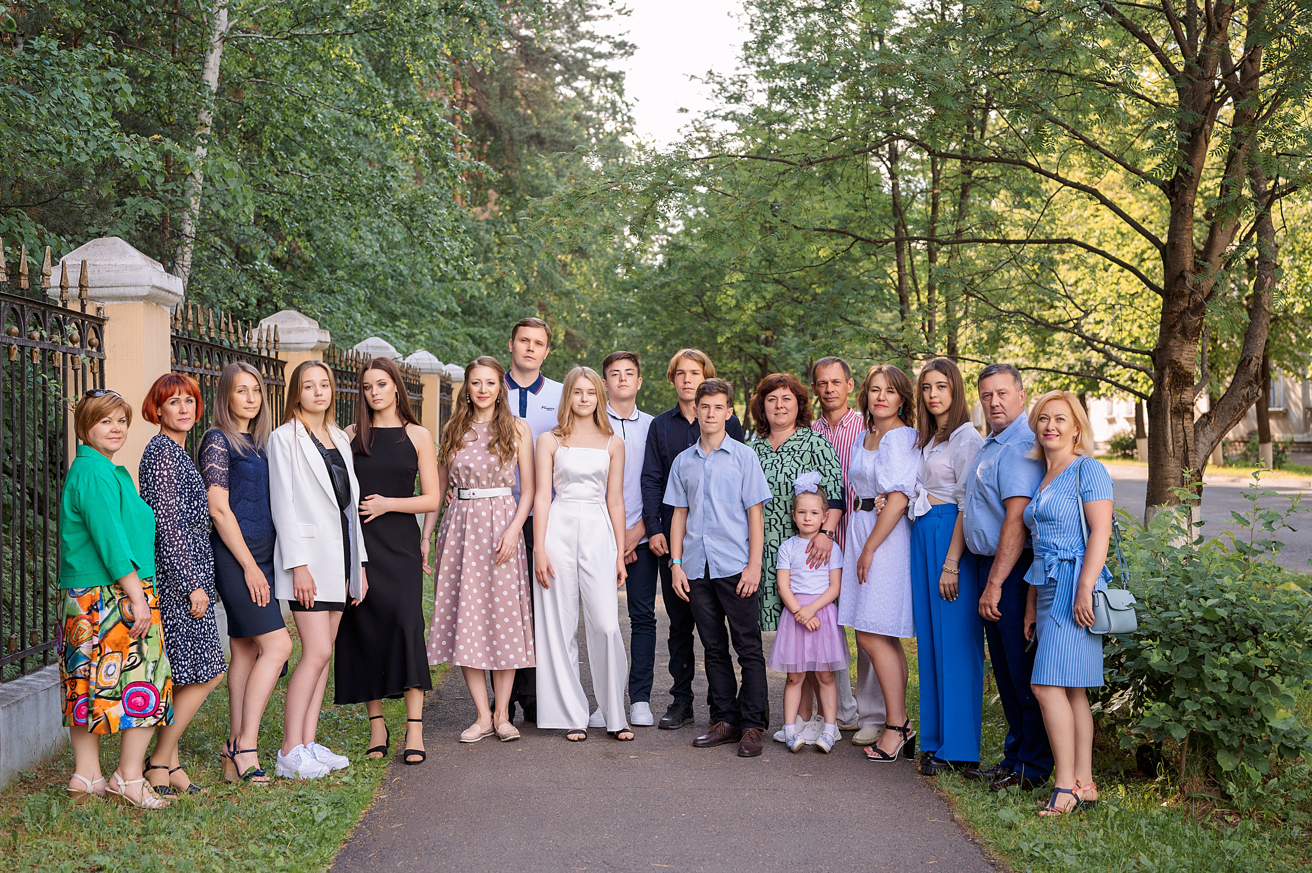 ВЫПУСКНОЙ 9кл. шк.106. Семейный, свадебный, школьный фотограф в Железногорске Целуев Андрей