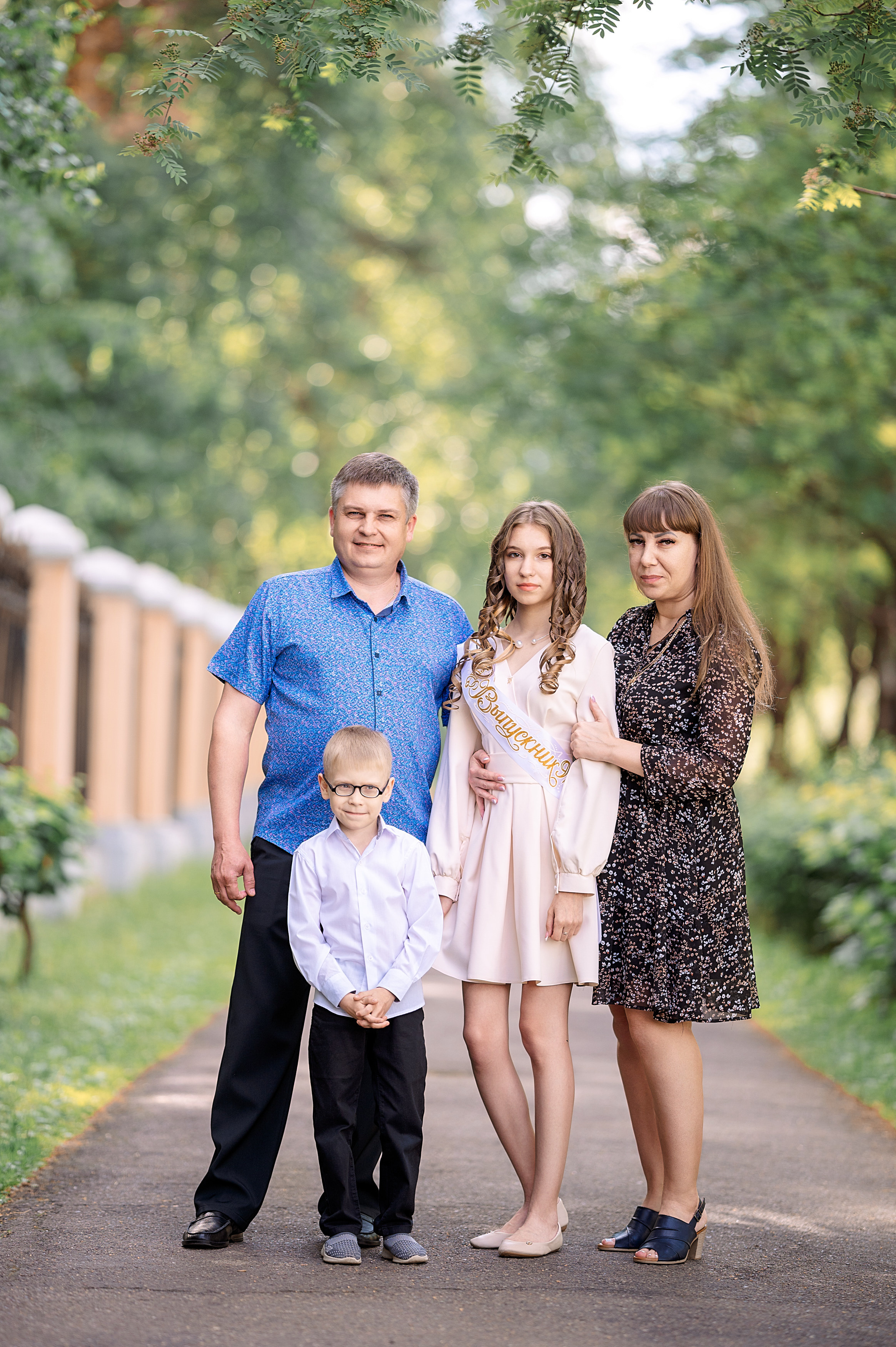 ВЫПУСКНОЙ 9кл. гимназия 91. Семейный, свадебный, школьный фотограф в Железногорске Целуев Андрей