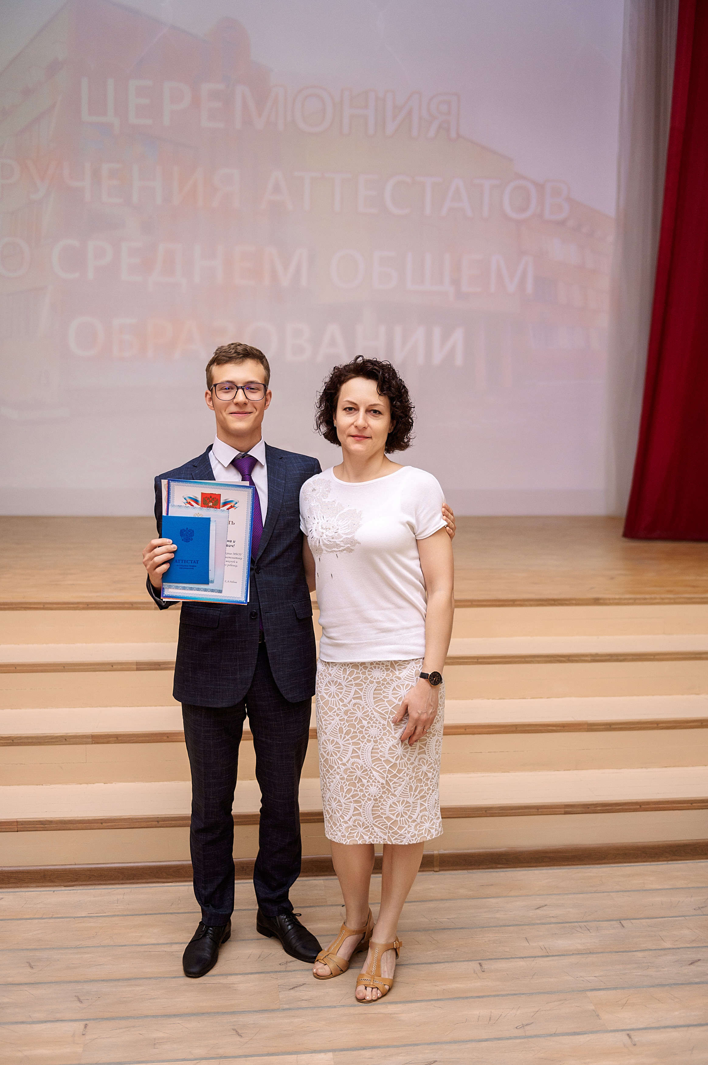 ВЫПУСКНОЙ 11А шк106. Семейный, свадебный, школьный фотограф в Железногорске Целуев Андрей