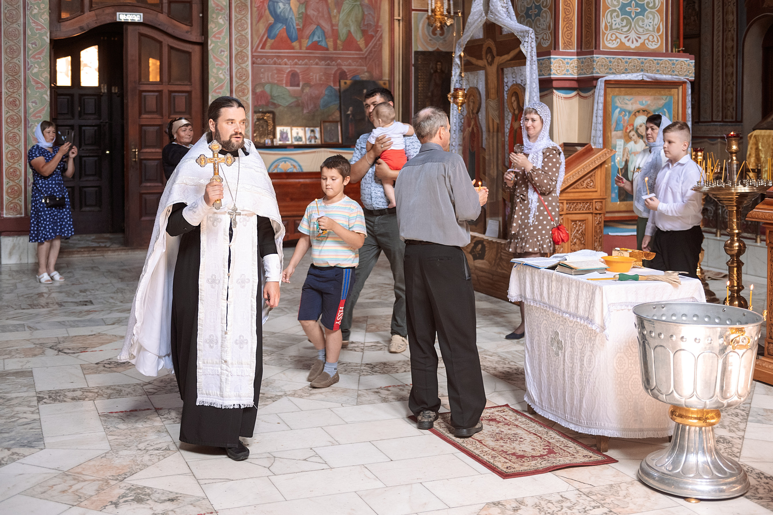 Крещение Артема. Семейный, свадебный, школьный фотограф в Железногорске Целуев Андрей