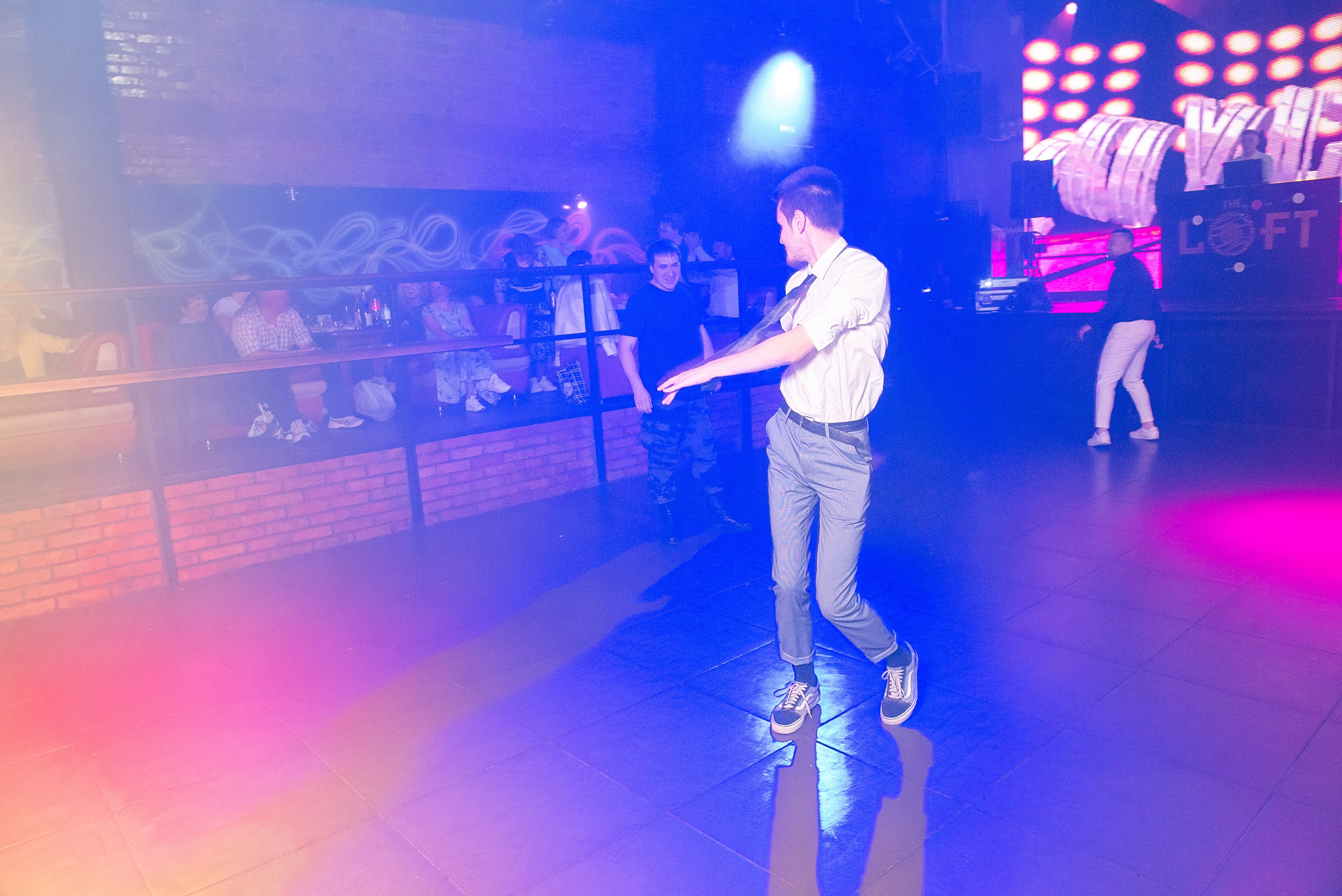 ВЫПУСКНОЙ 11А шк106. Семейный, свадебный, школьный фотограф в Железногорске Целуев Андрей