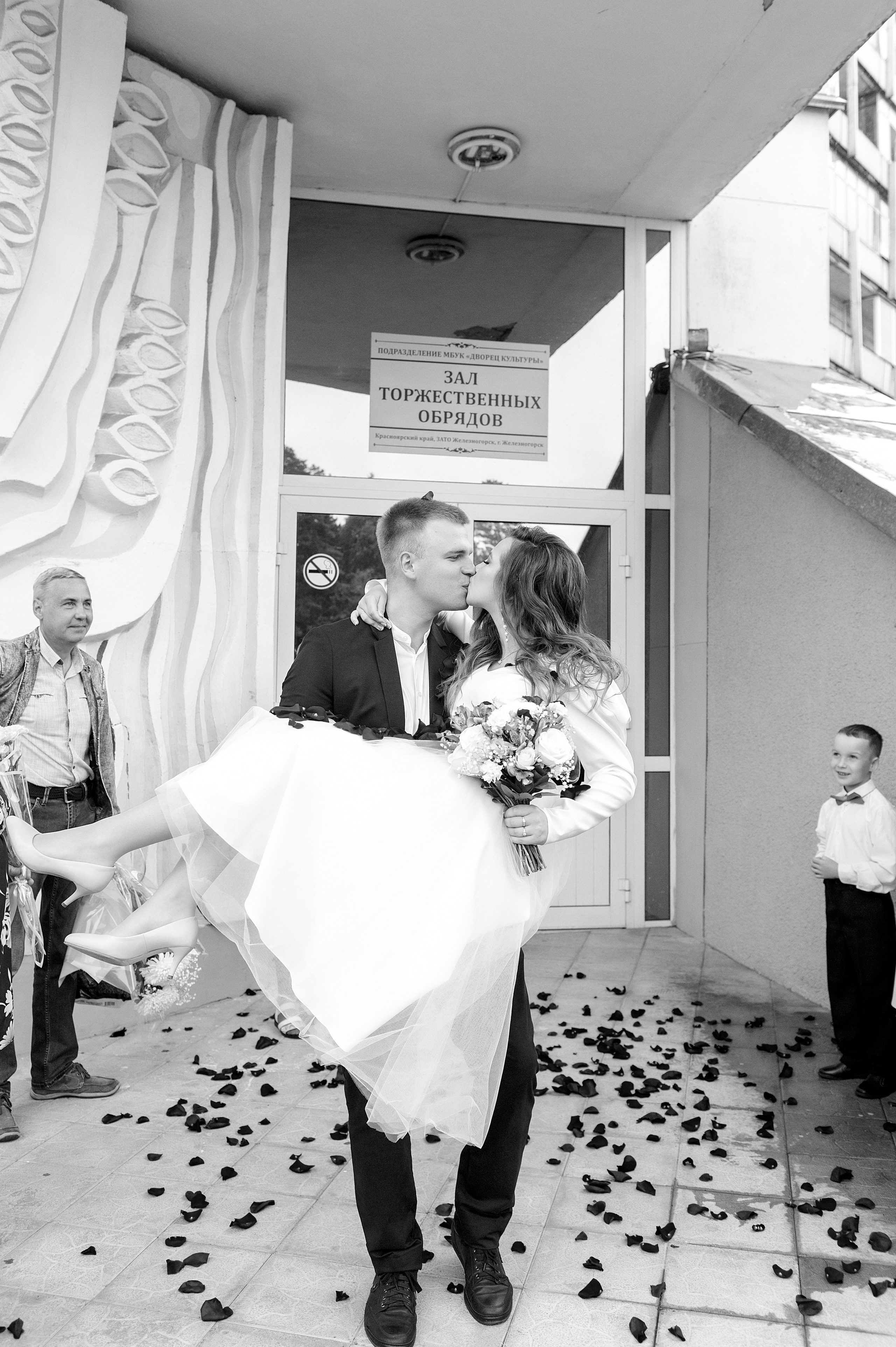 Свадьба Ильи и Василины. Семейный, свадебный, школьный фотограф в Железногорске Целуев Андрей