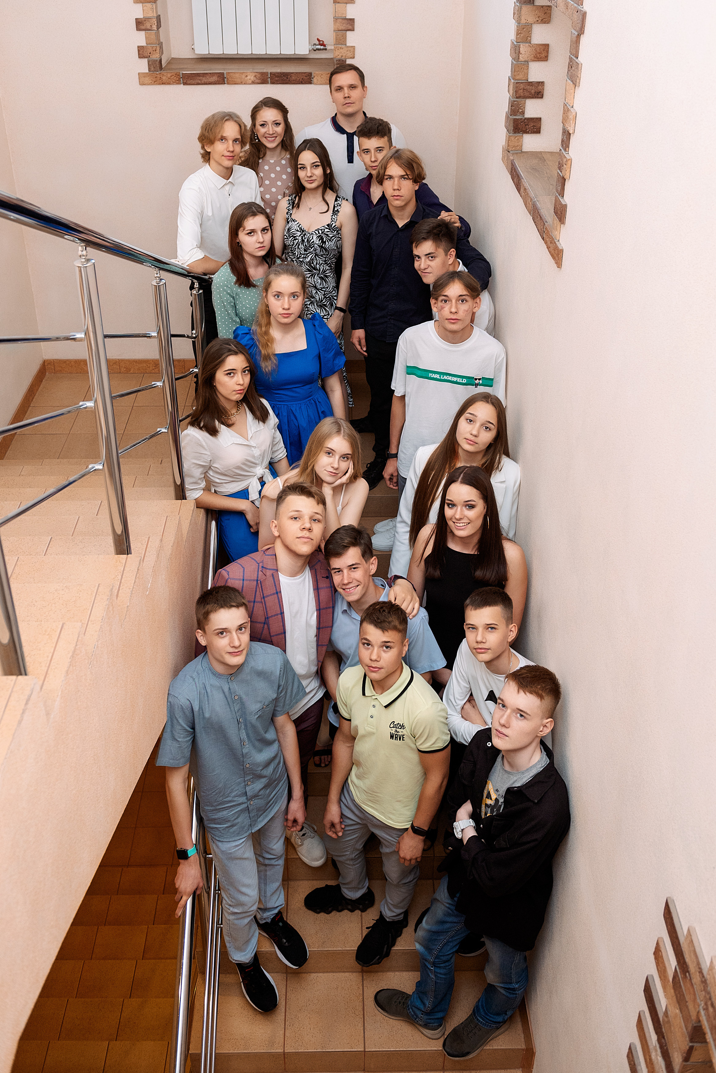 ВЫПУСКНОЙ 9кл. шк.106. Семейный, свадебный, школьный фотограф в Железногорске Целуев Андрей