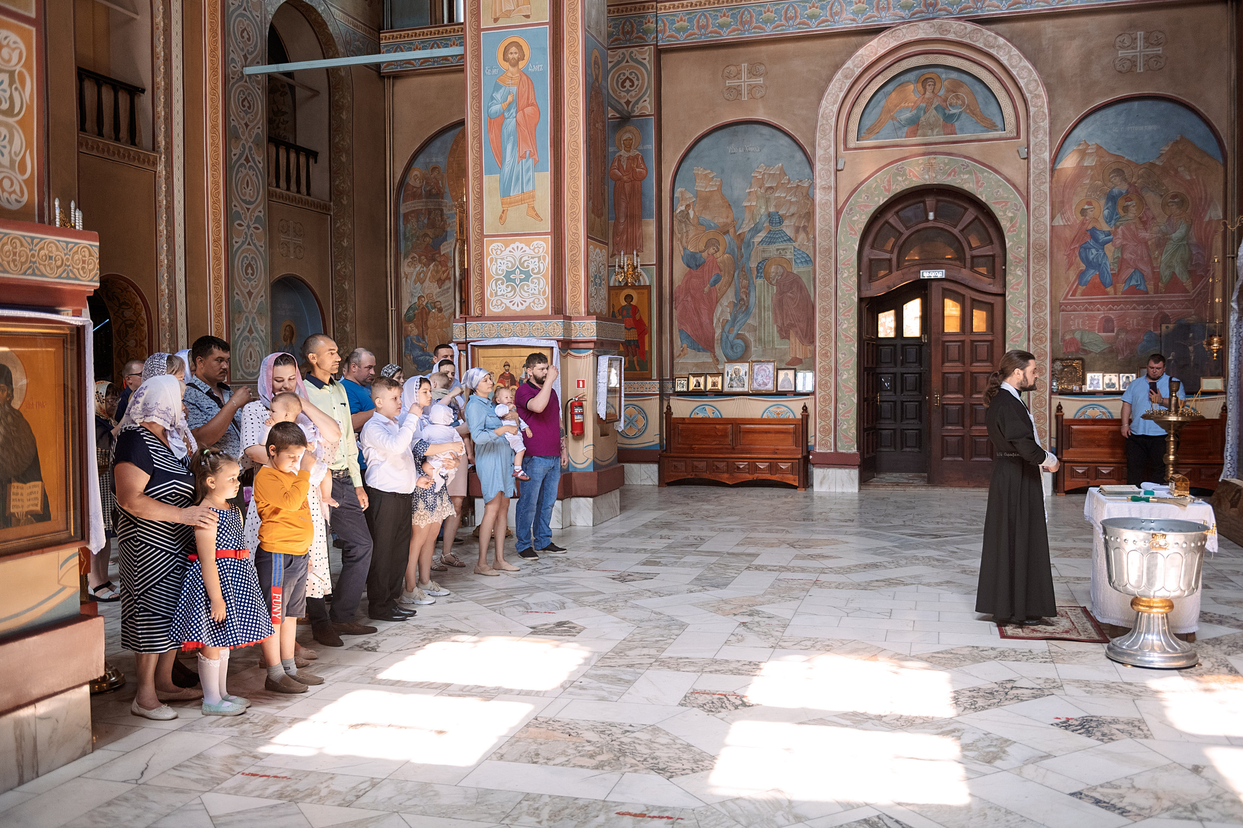 Крещение Артема. Семейный, свадебный, школьный фотограф в Железногорске Целуев Андрей