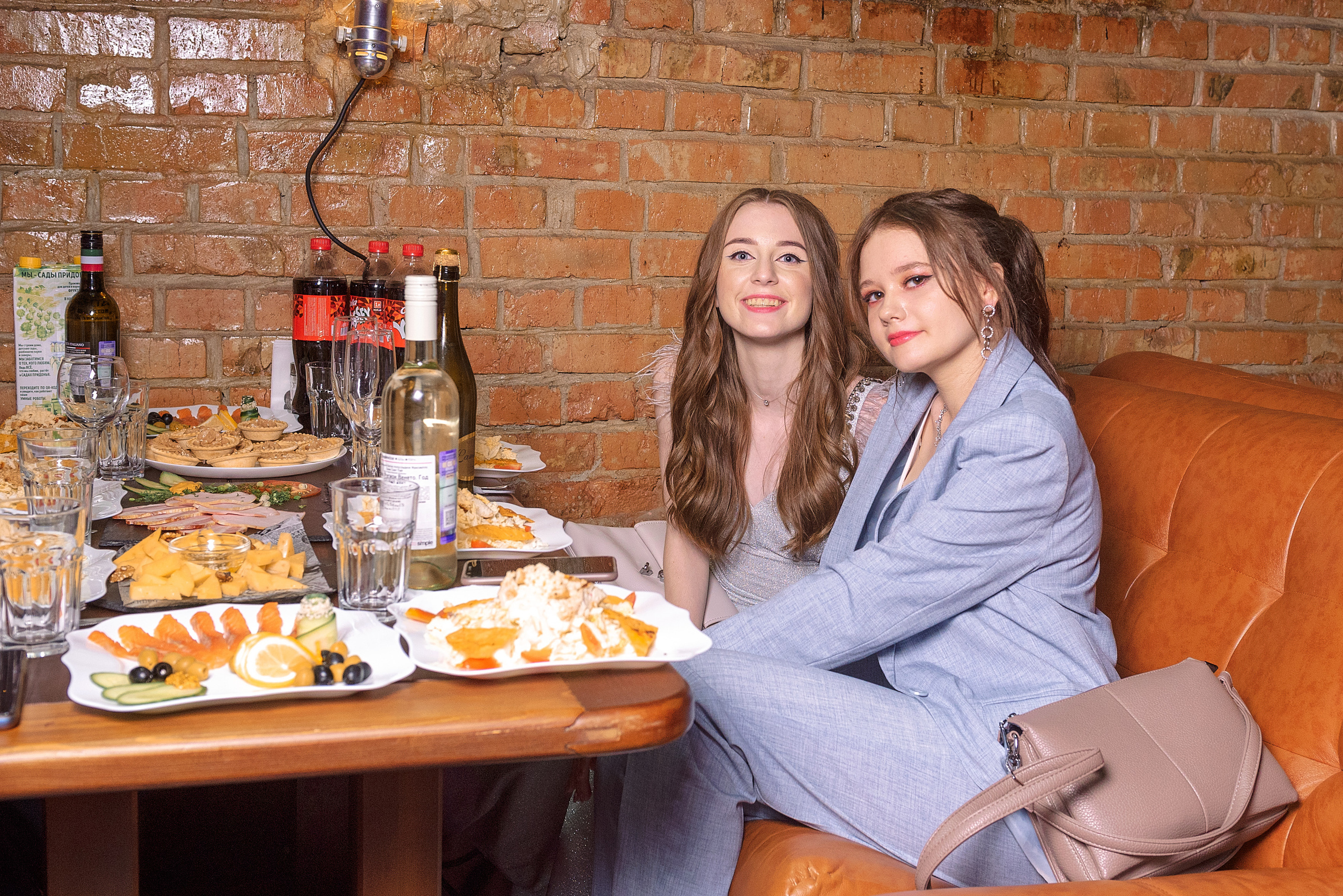 ВЫПУСКНОЙ 11А шк106. Семейный, свадебный, школьный фотограф в Железногорске Целуев Андрей