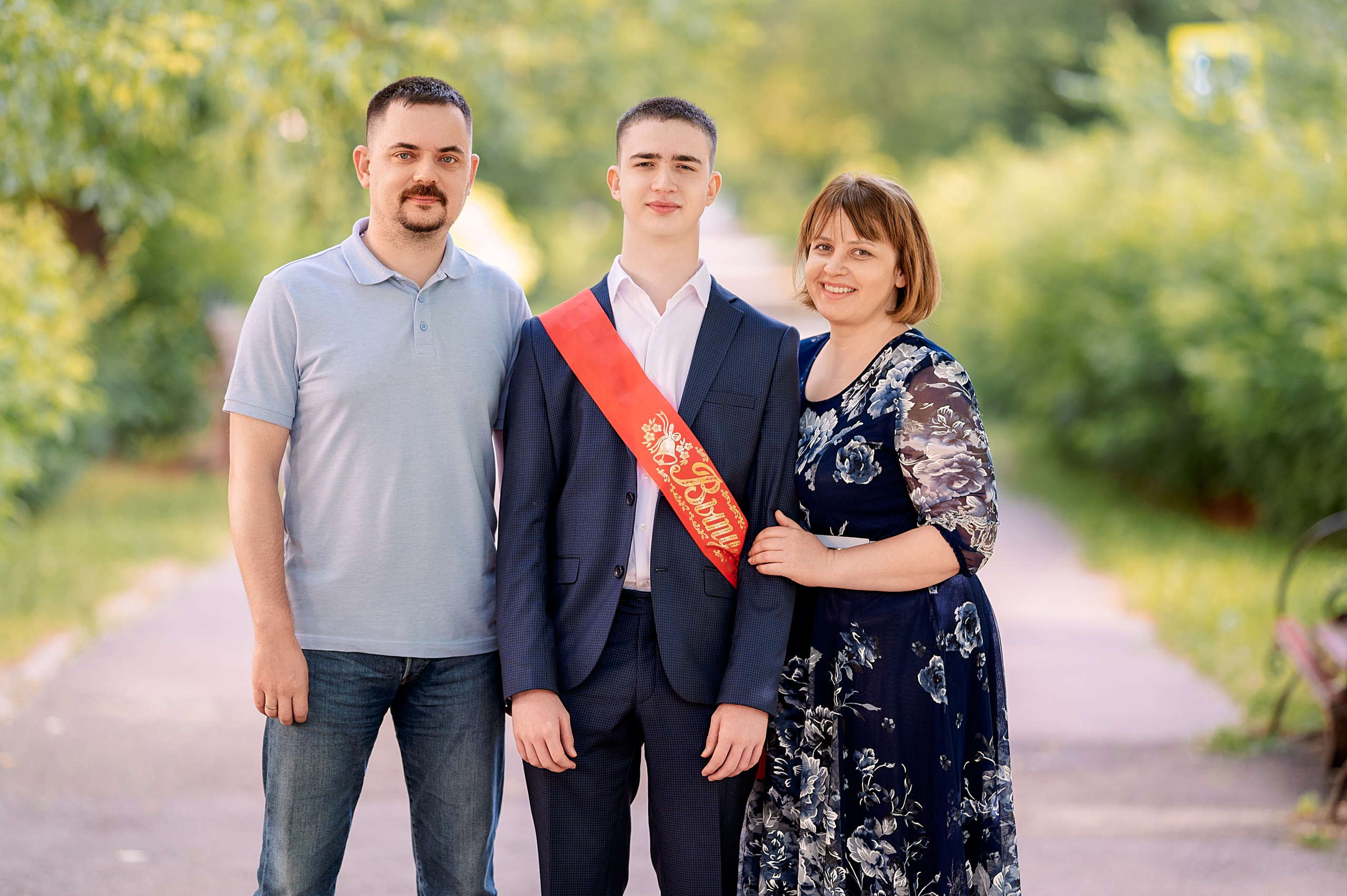 ВЫПУСКНОЙ 11А шк106. Семейный, свадебный, школьный фотограф в Железногорске Целуев Андрей