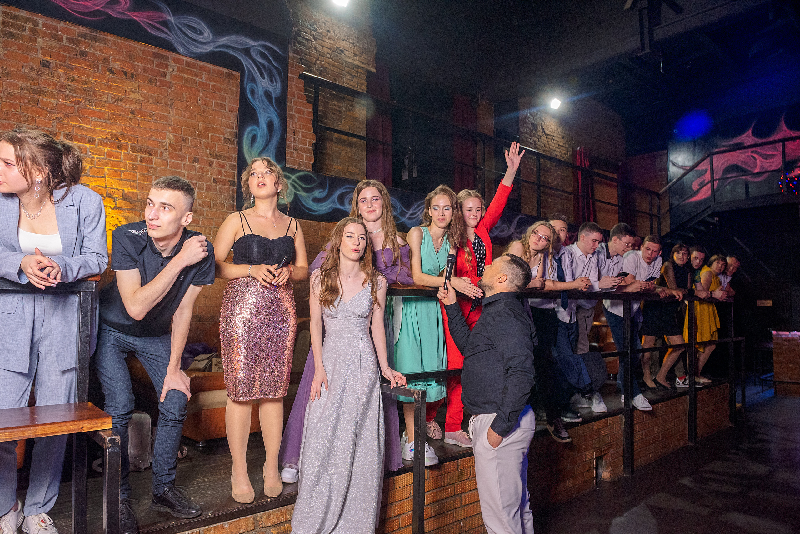 ВЫПУСКНОЙ 11А шк106. Семейный, свадебный, школьный фотограф в Железногорске Целуев Андрей