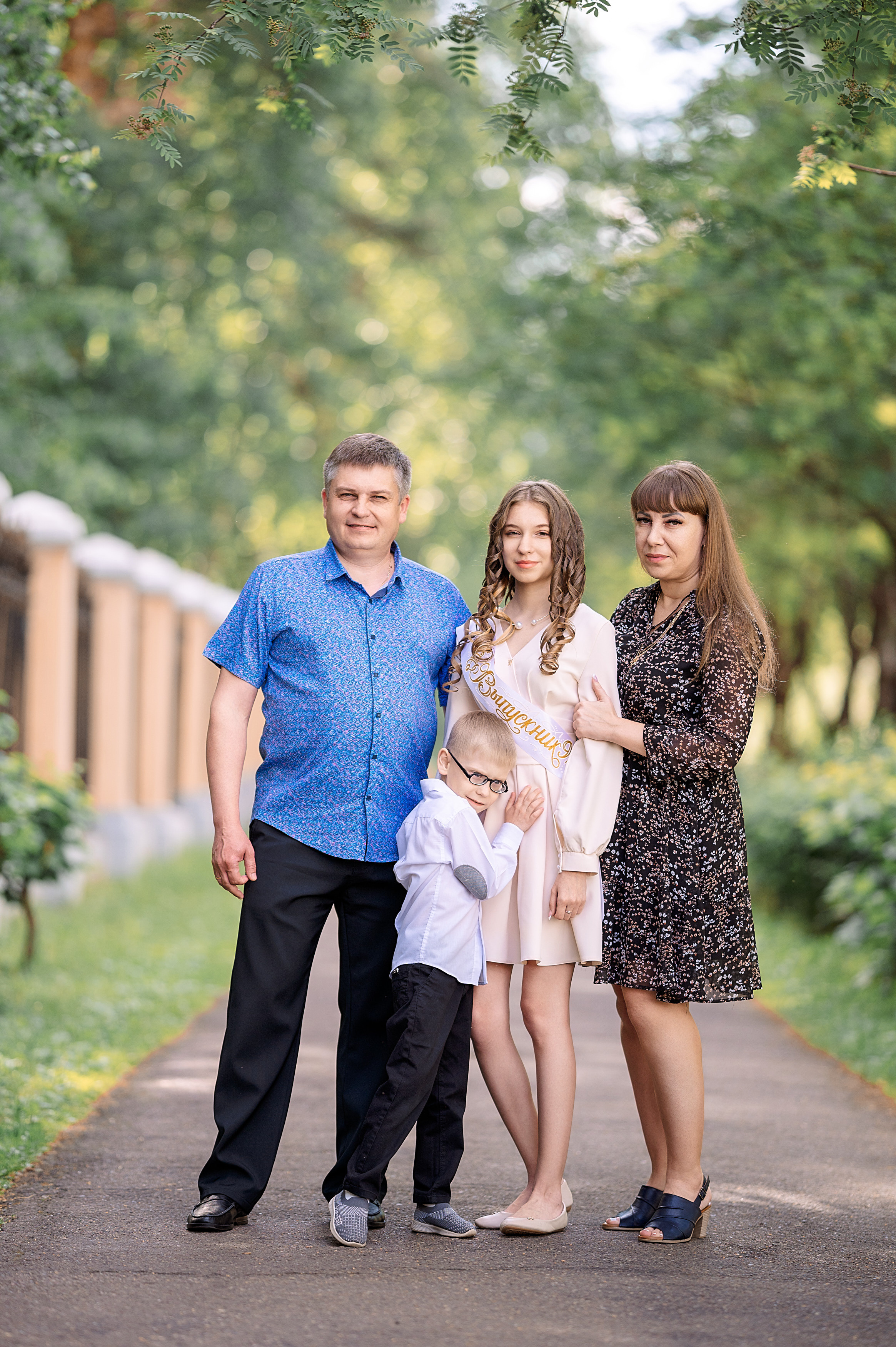 ВЫПУСКНОЙ 9кл. гимназия 91. Семейный, свадебный, школьный фотограф в Железногорске Целуев Андрей