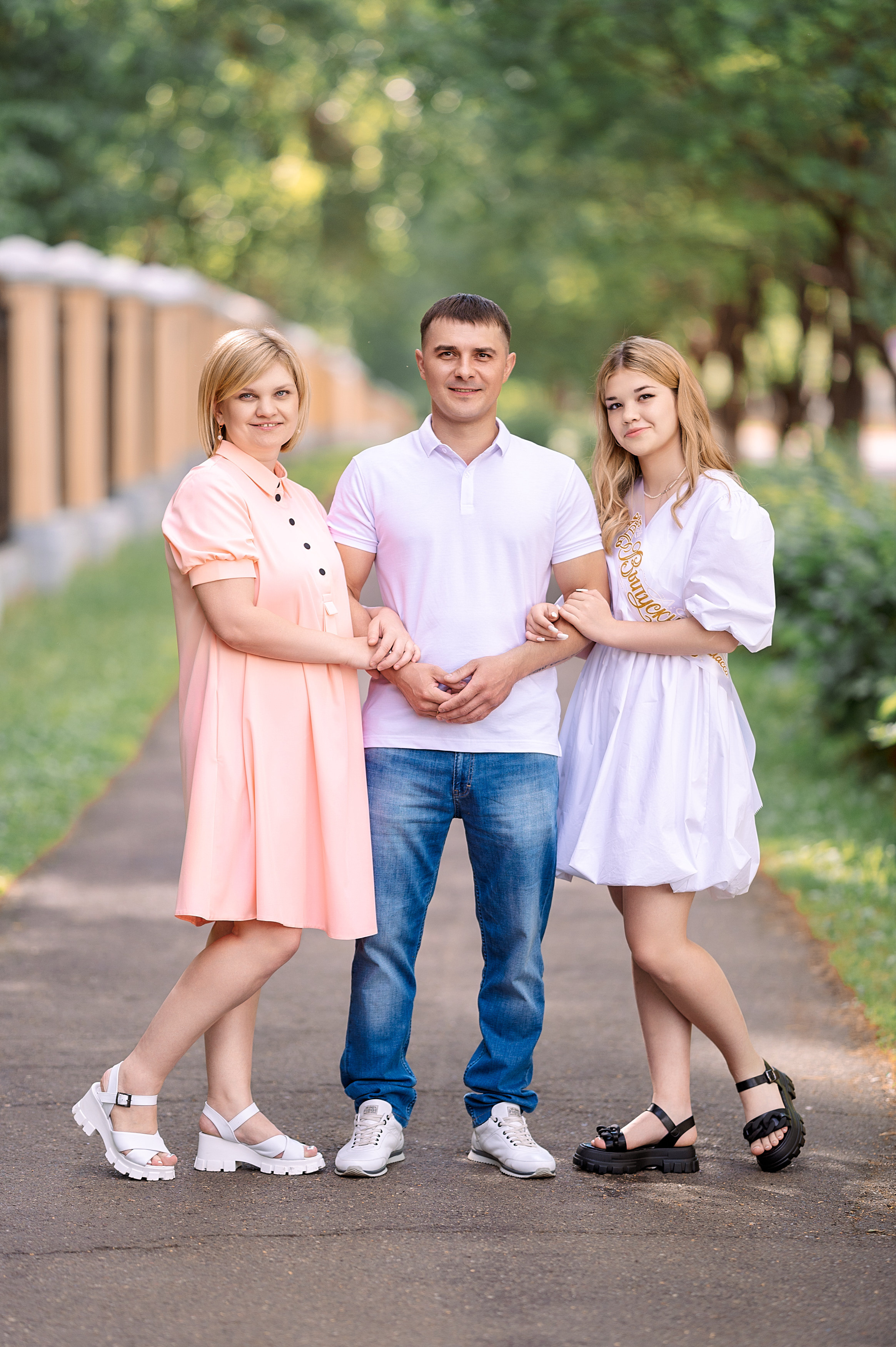 ВЫПУСКНОЙ 9кл. гимназия 91. Семейный, свадебный, школьный фотограф в Железногорске Целуев Андрей