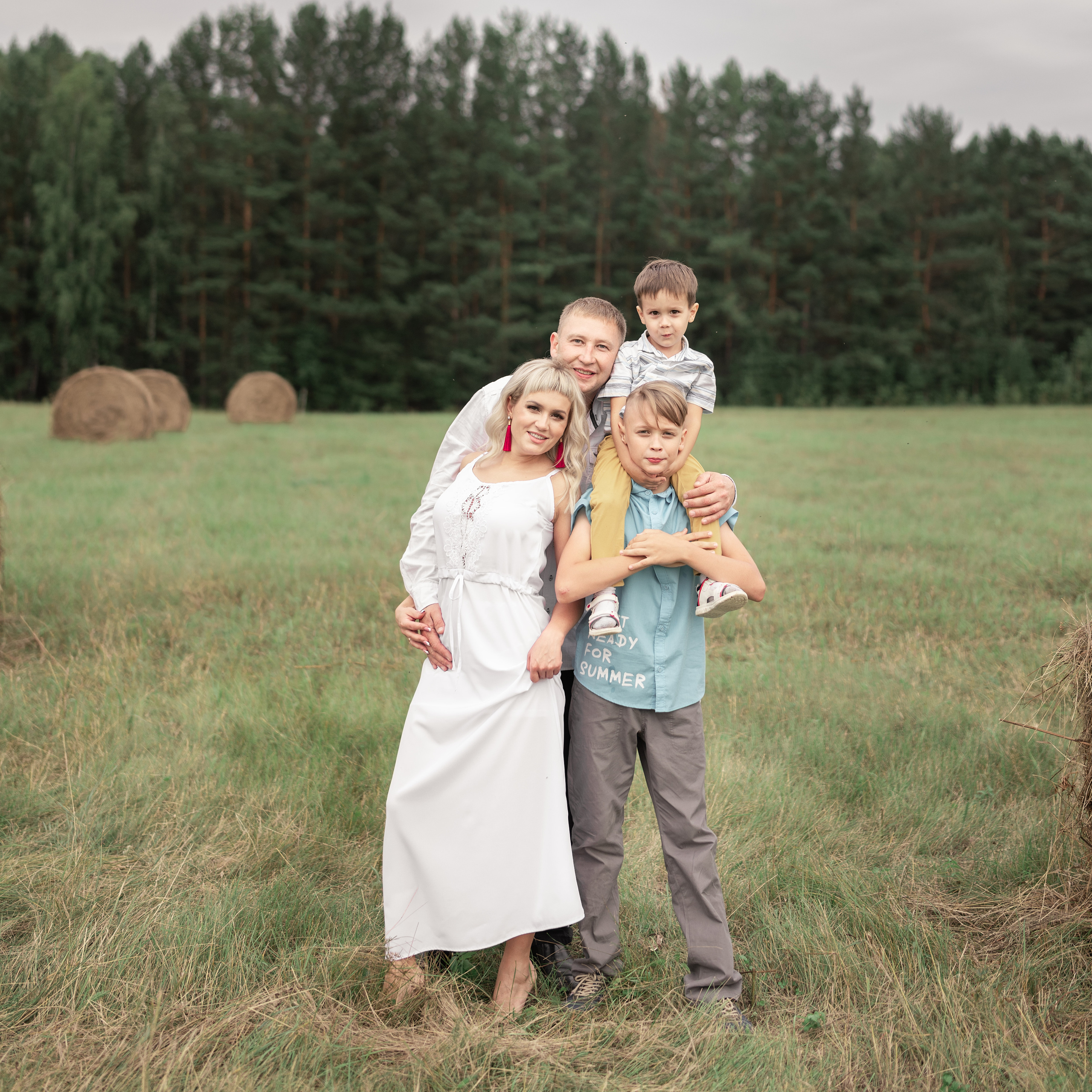 Семья Черкашенных. Семейный, свадебный, школьный фотограф в Железногорске Целуев Андрей