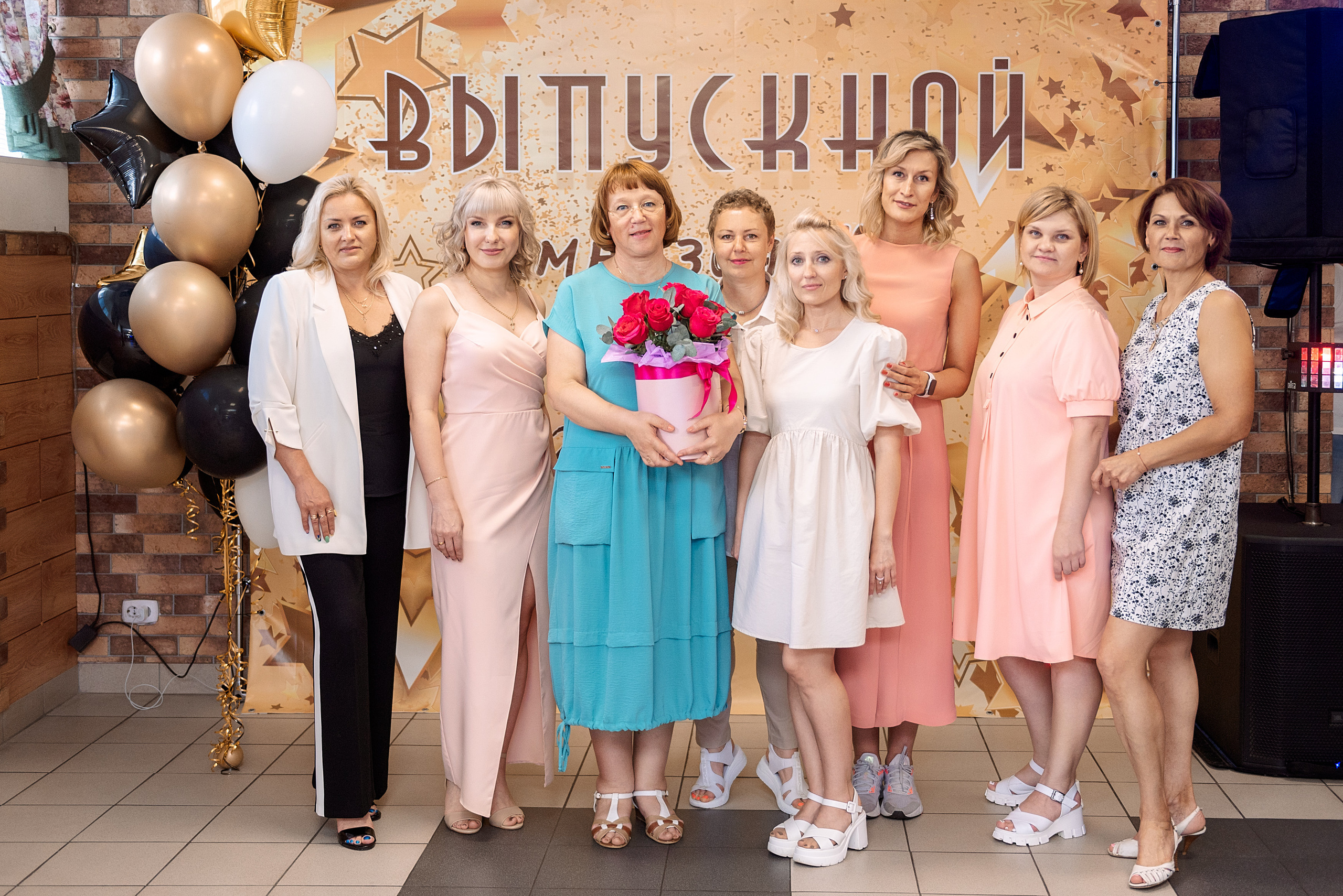 ВЫПУСКНОЙ 9кл. гимназия 91. Семейный, свадебный, школьный фотограф в Железногорске Целуев Андрей