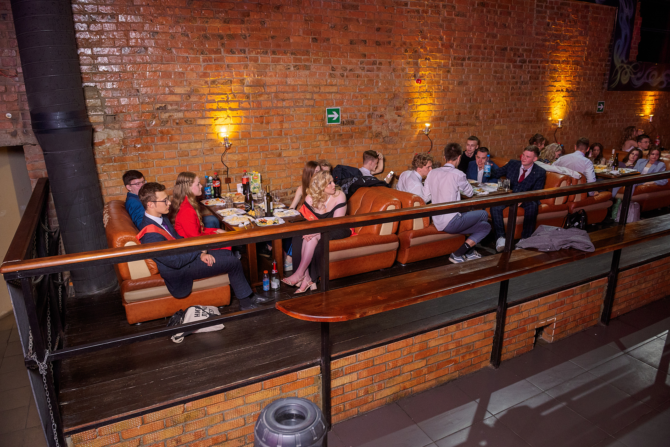 ВЫПУСКНОЙ 11А шк106. Семейный, свадебный, школьный фотограф в Железногорске Целуев Андрей