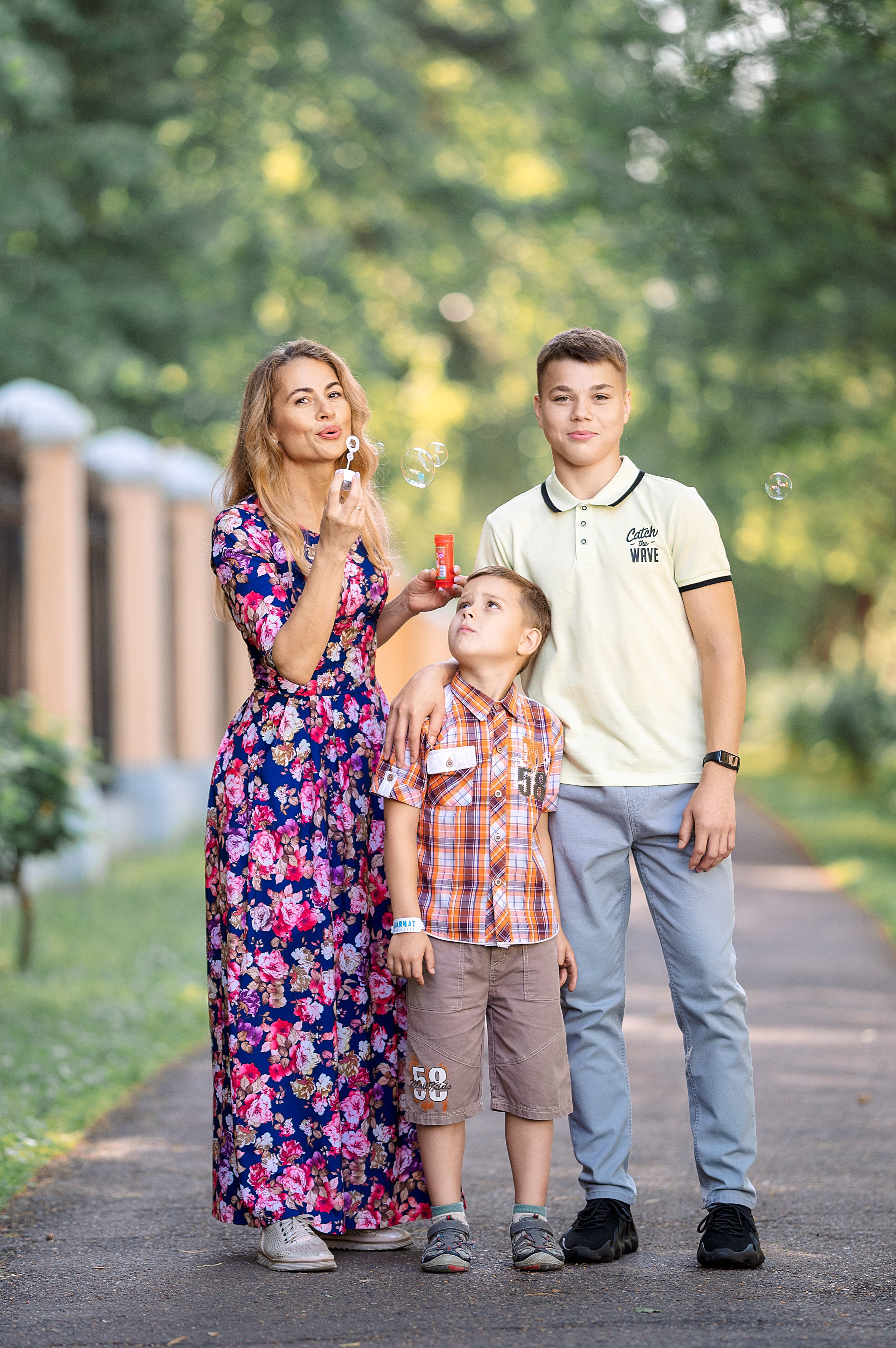 ВЫПУСКНОЙ 9кл. шк.106. Семейный, свадебный, школьный фотограф в Железногорске Целуев Андрей