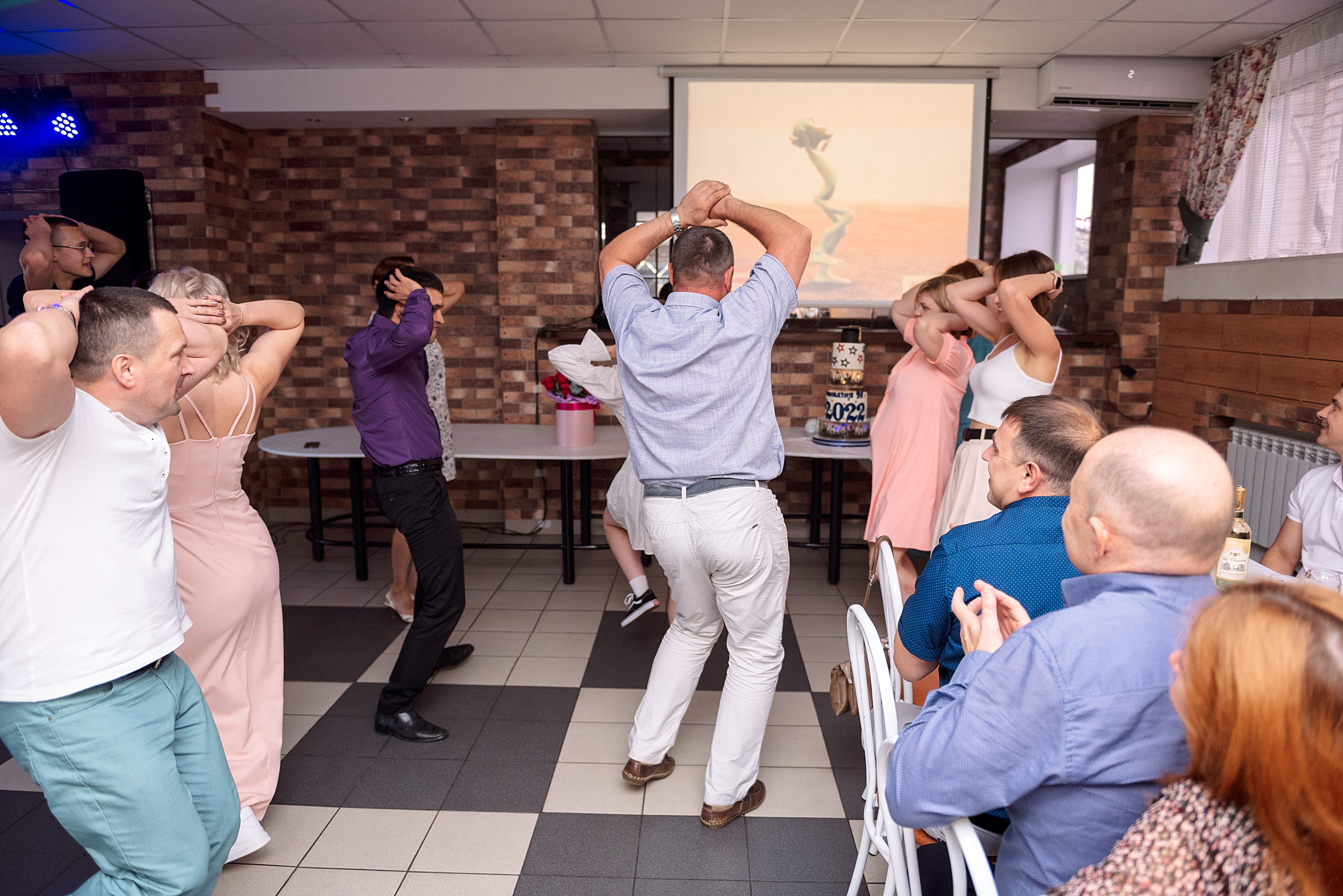 ВЫПУСКНОЙ 9кл. гимназия 91. Семейный, свадебный, школьный фотограф в Железногорске Целуев Андрей