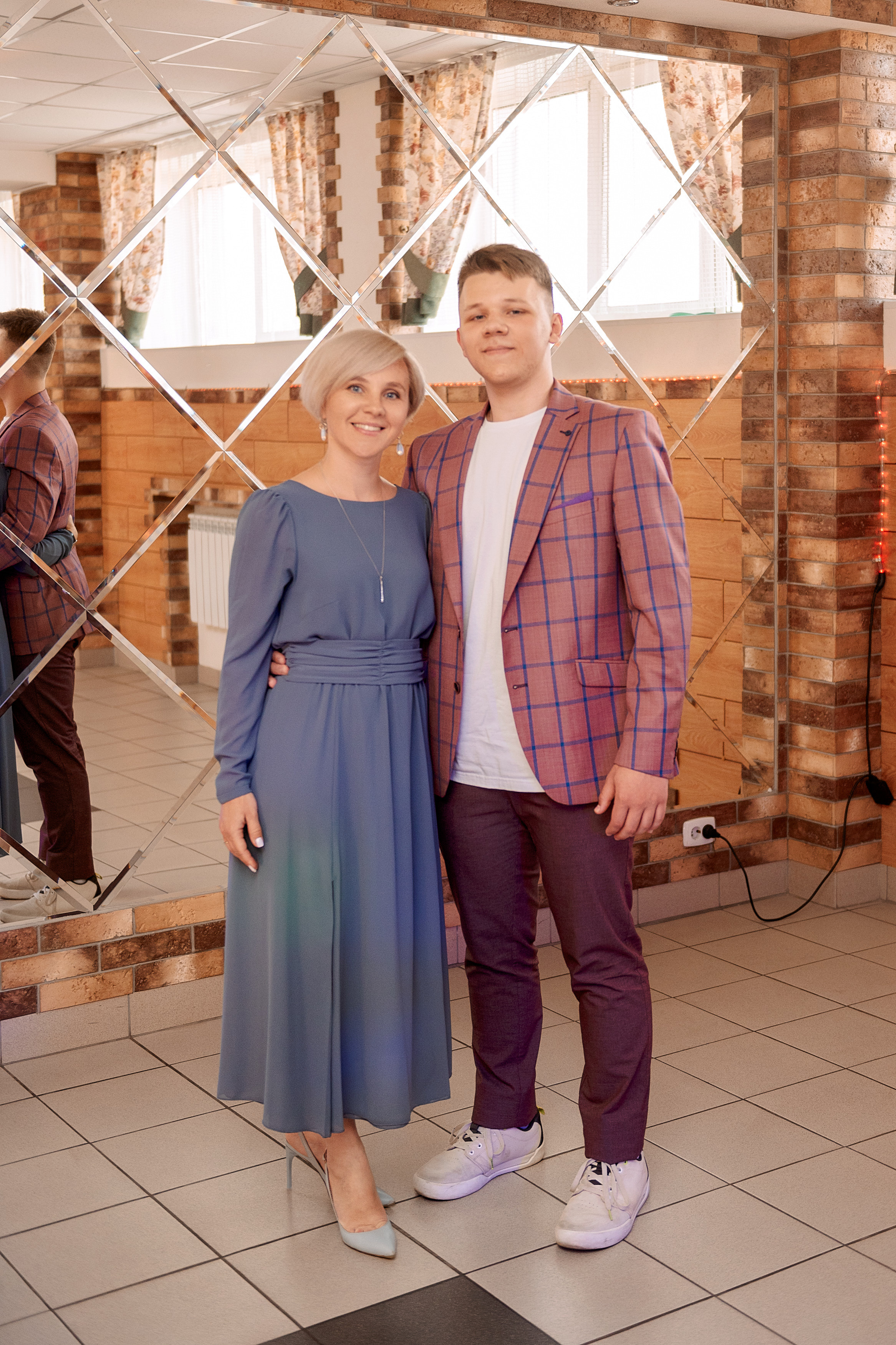 ВЫПУСКНОЙ 9кл. шк.106. Семейный, свадебный, школьный фотограф в Железногорске Целуев Андрей