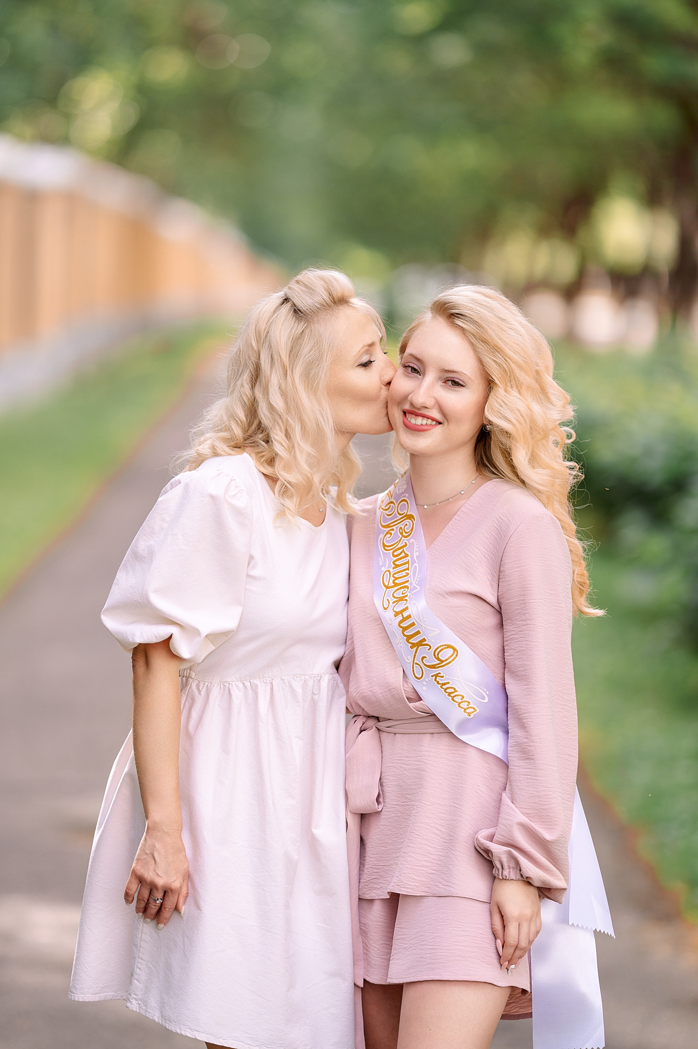 ВЫПУСКНОЙ 9кл. гимназия 91. Семейный, свадебный, школьный фотограф в Железногорске Целуев Андрей