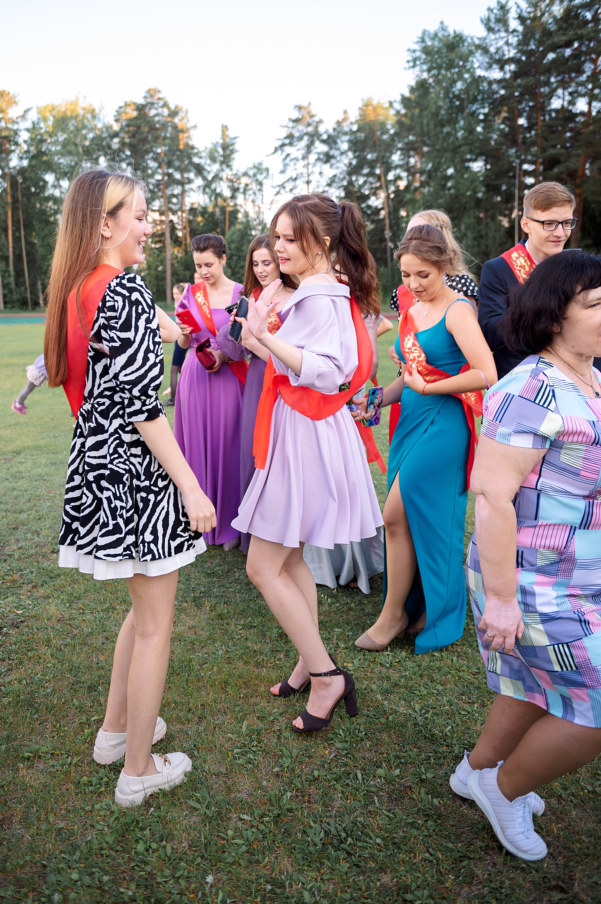 ВЫПУСКНОЙ 11А шк106. Семейный, свадебный, школьный фотограф в Железногорске Целуев Андрей