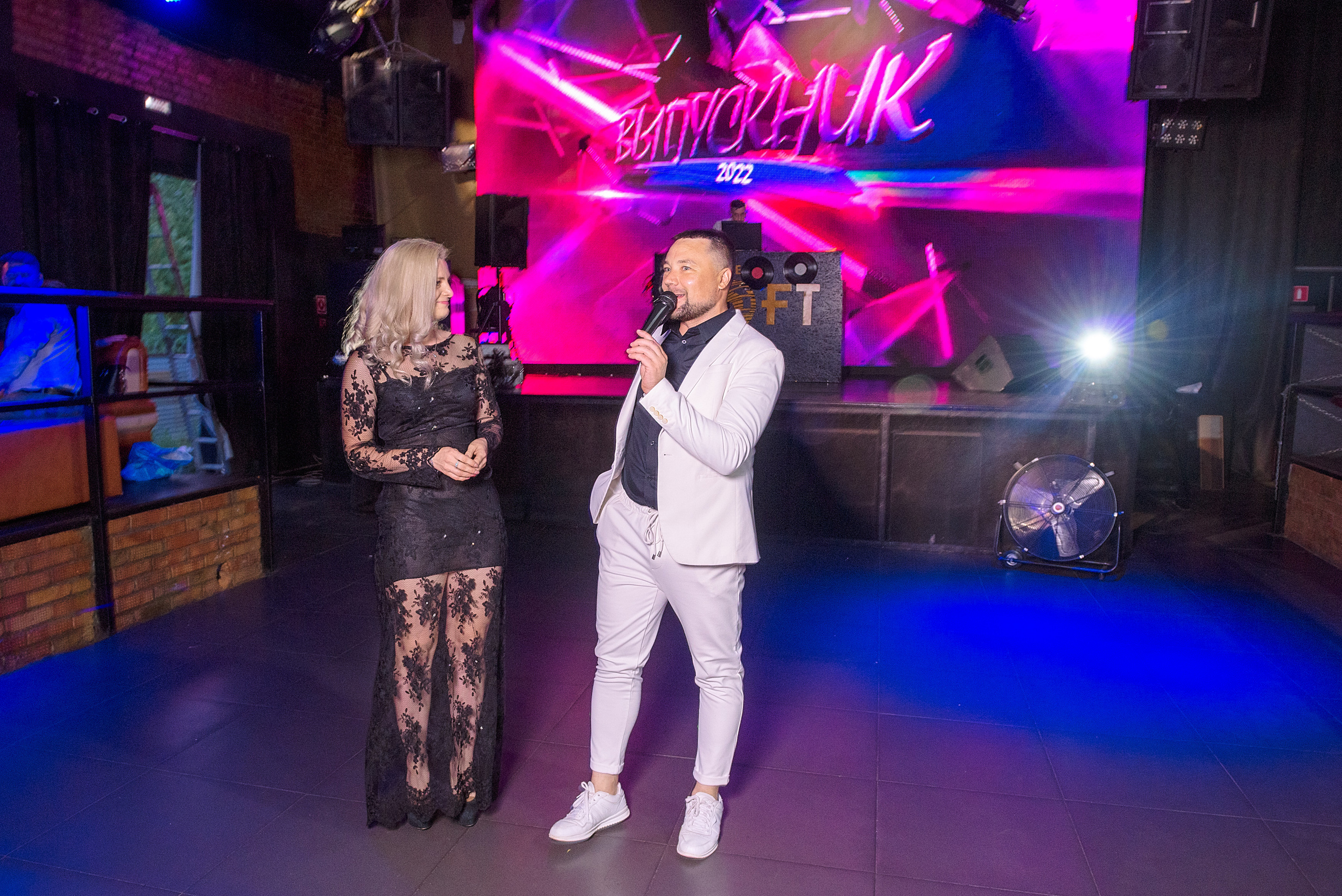 ВЫПУСКНОЙ 11А шк106. Семейный, свадебный, школьный фотограф в Железногорске Целуев Андрей