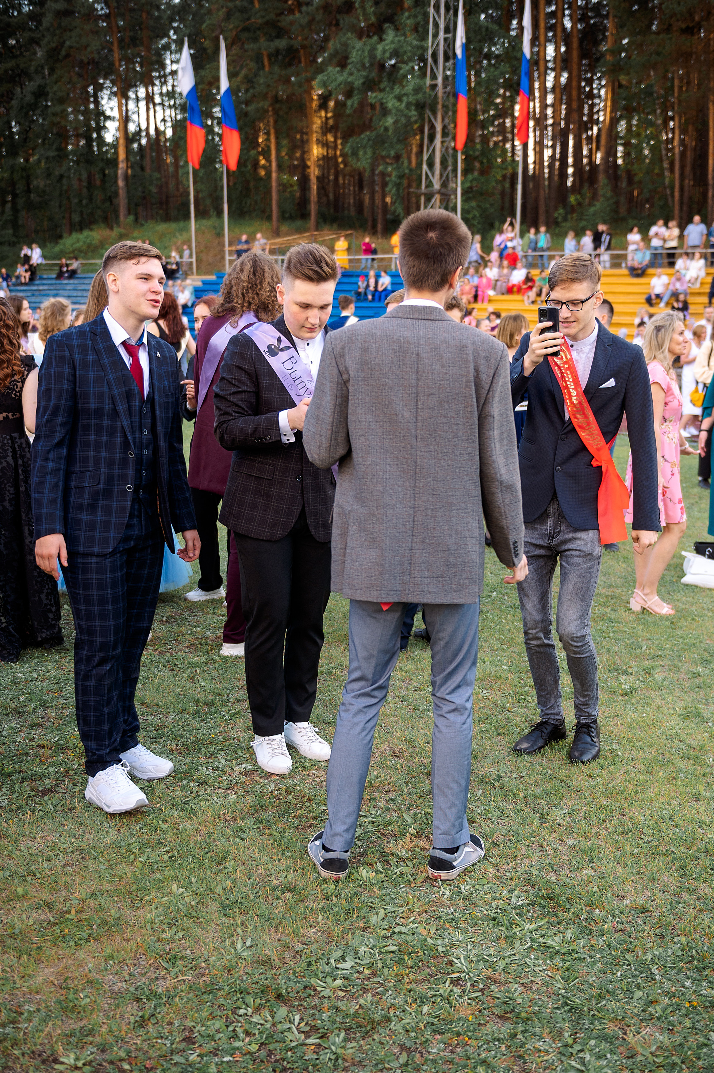 ВЫПУСКНОЙ 11А шк106. Семейный, свадебный, школьный фотограф в Железногорске Целуев Андрей