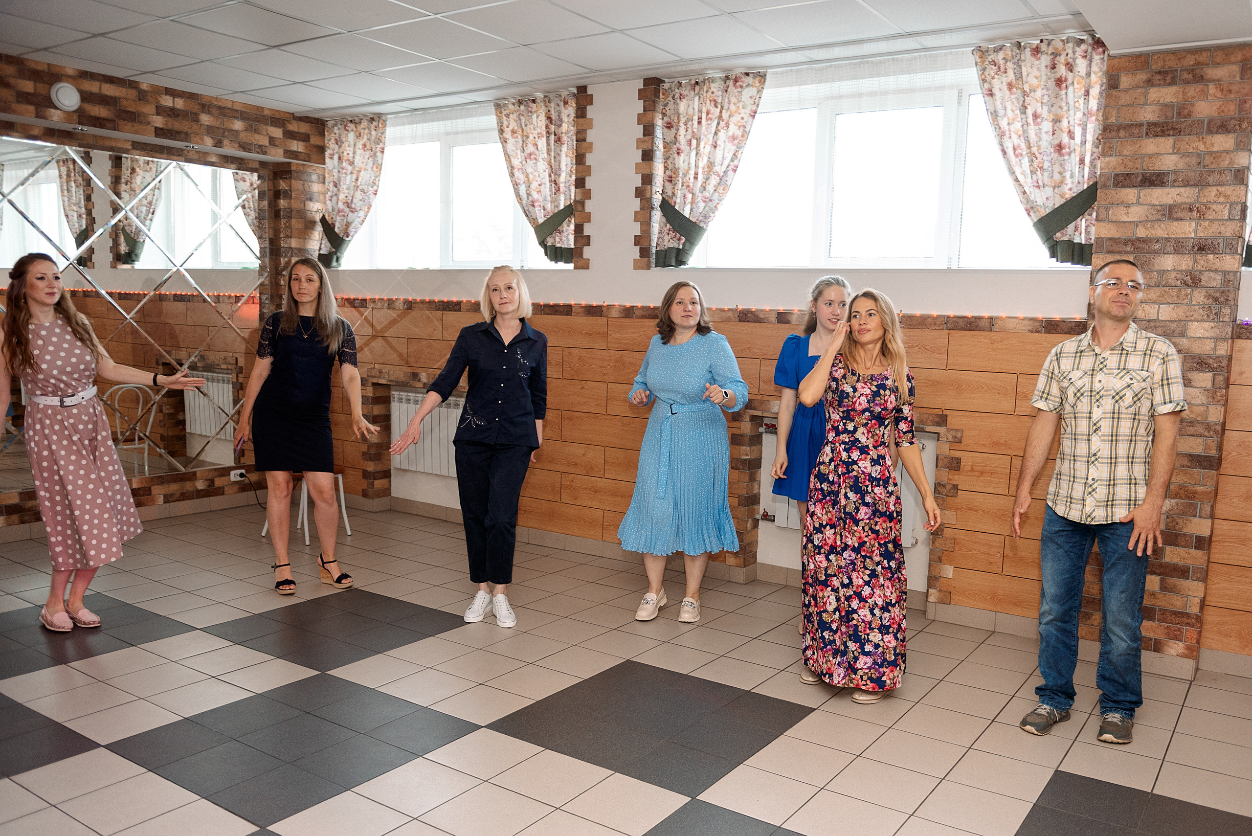 ВЫПУСКНОЙ 9кл. шк.106. Семейный, свадебный, школьный фотограф в Железногорске Целуев Андрей