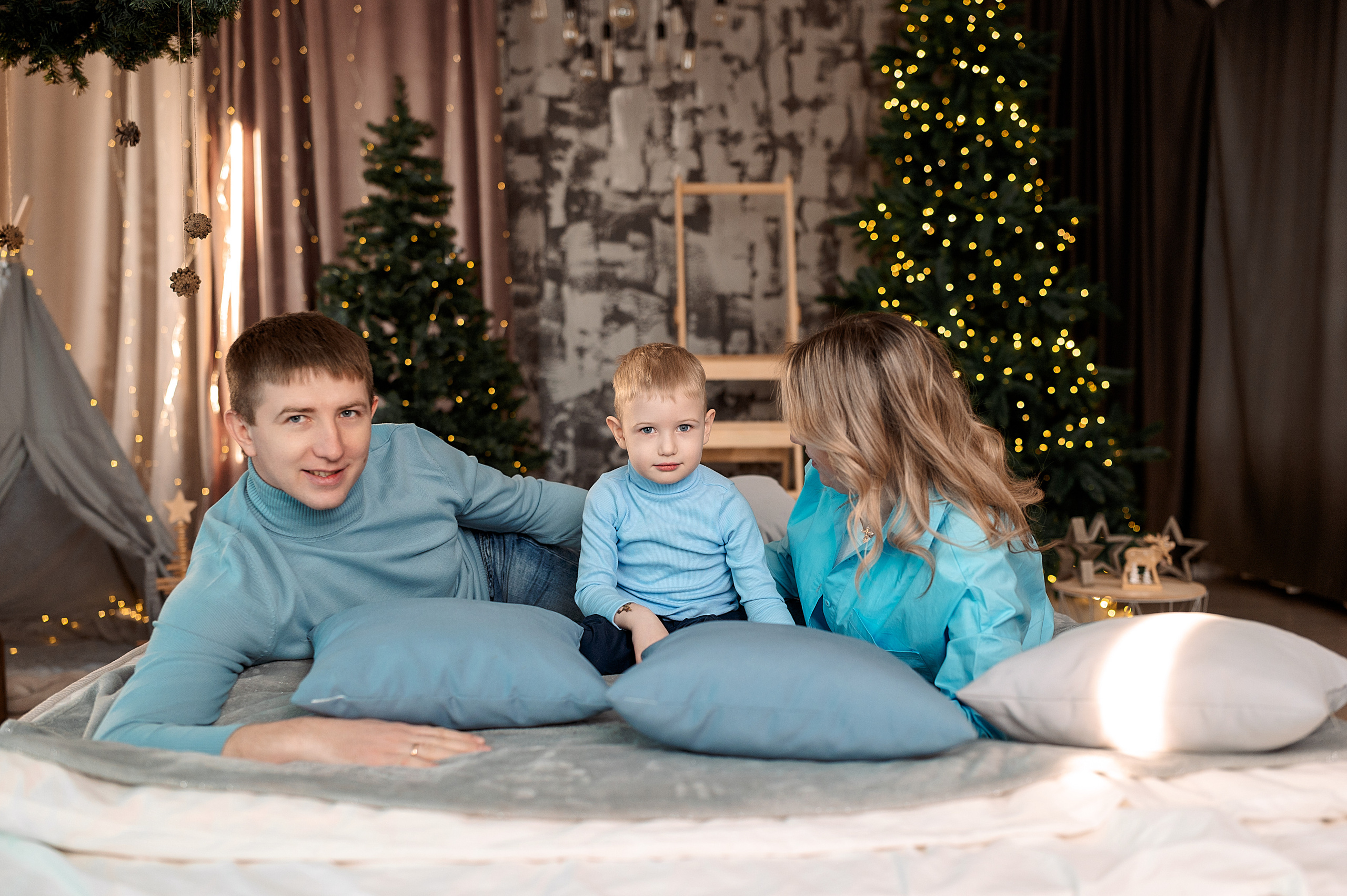 Кристина, Николай и Рома. Семейный, свадебный, школьный фотограф в Железногорске Целуев Андрей