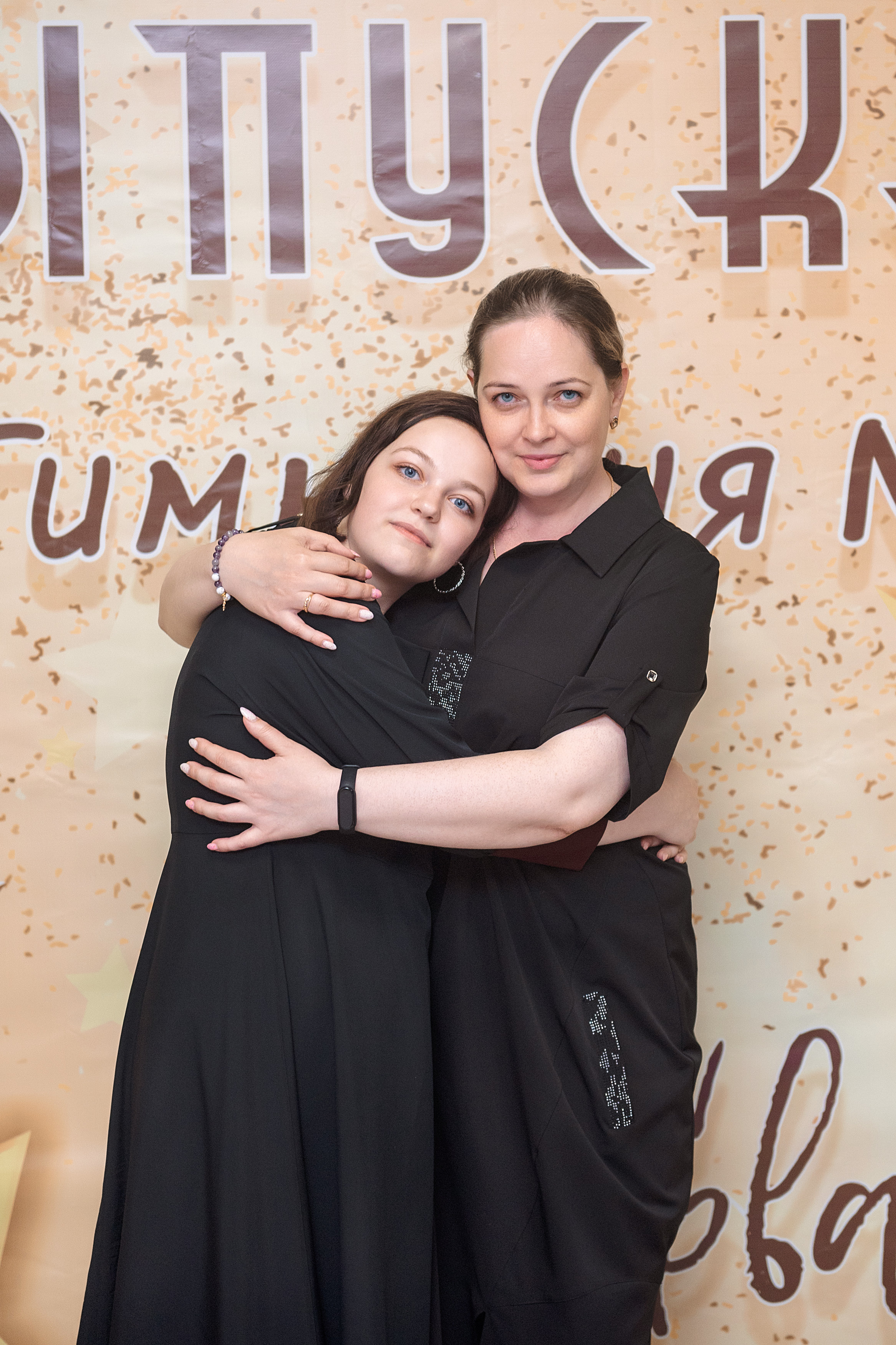 ВЫПУСКНОЙ 9кл. гимназия 91. Семейный, свадебный, школьный фотограф в Железногорске Целуев Андрей