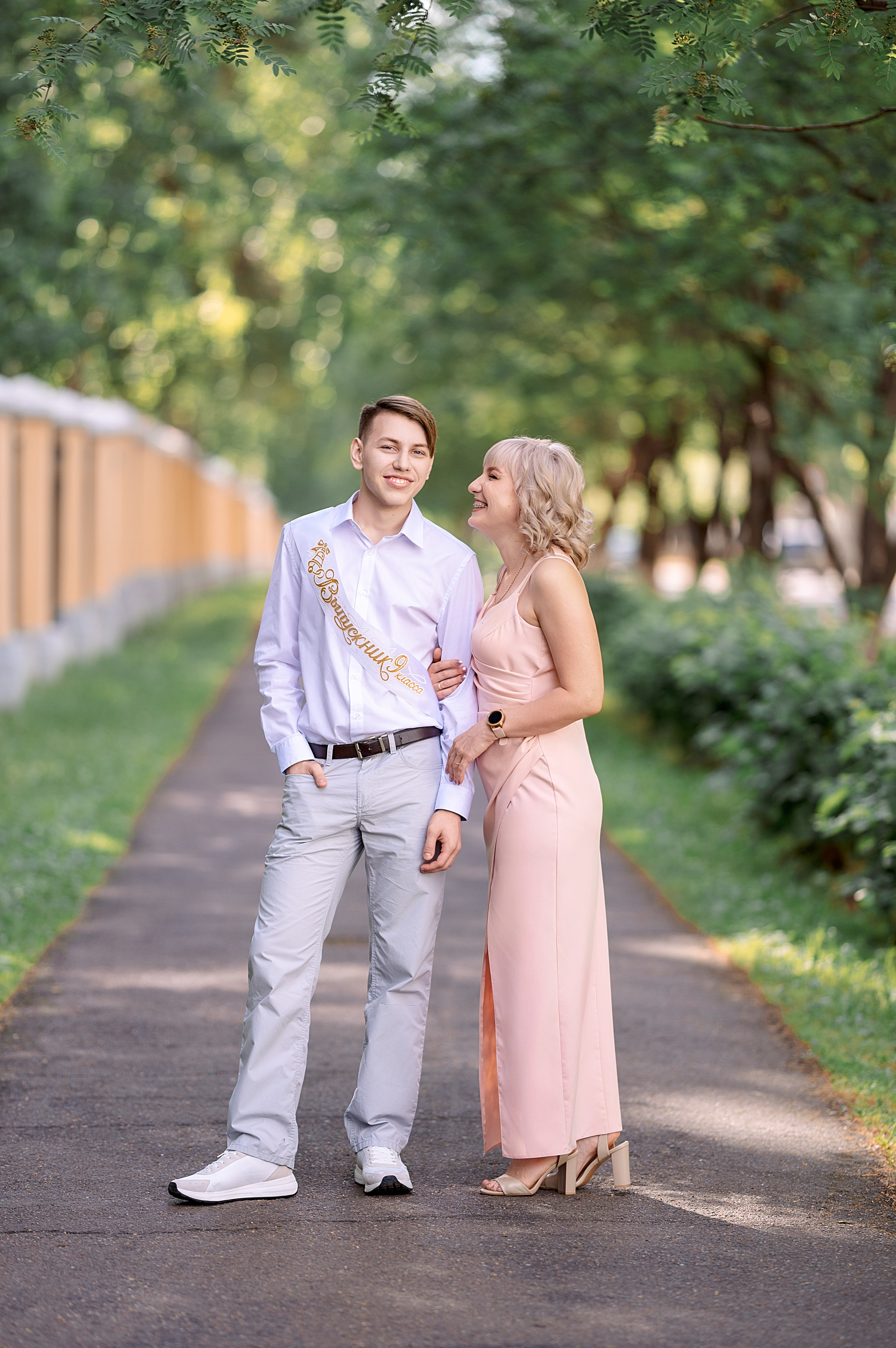 ВЫПУСКНОЙ 9кл. гимназия 91. Семейный, свадебный, школьный фотограф в Железногорске Целуев Андрей