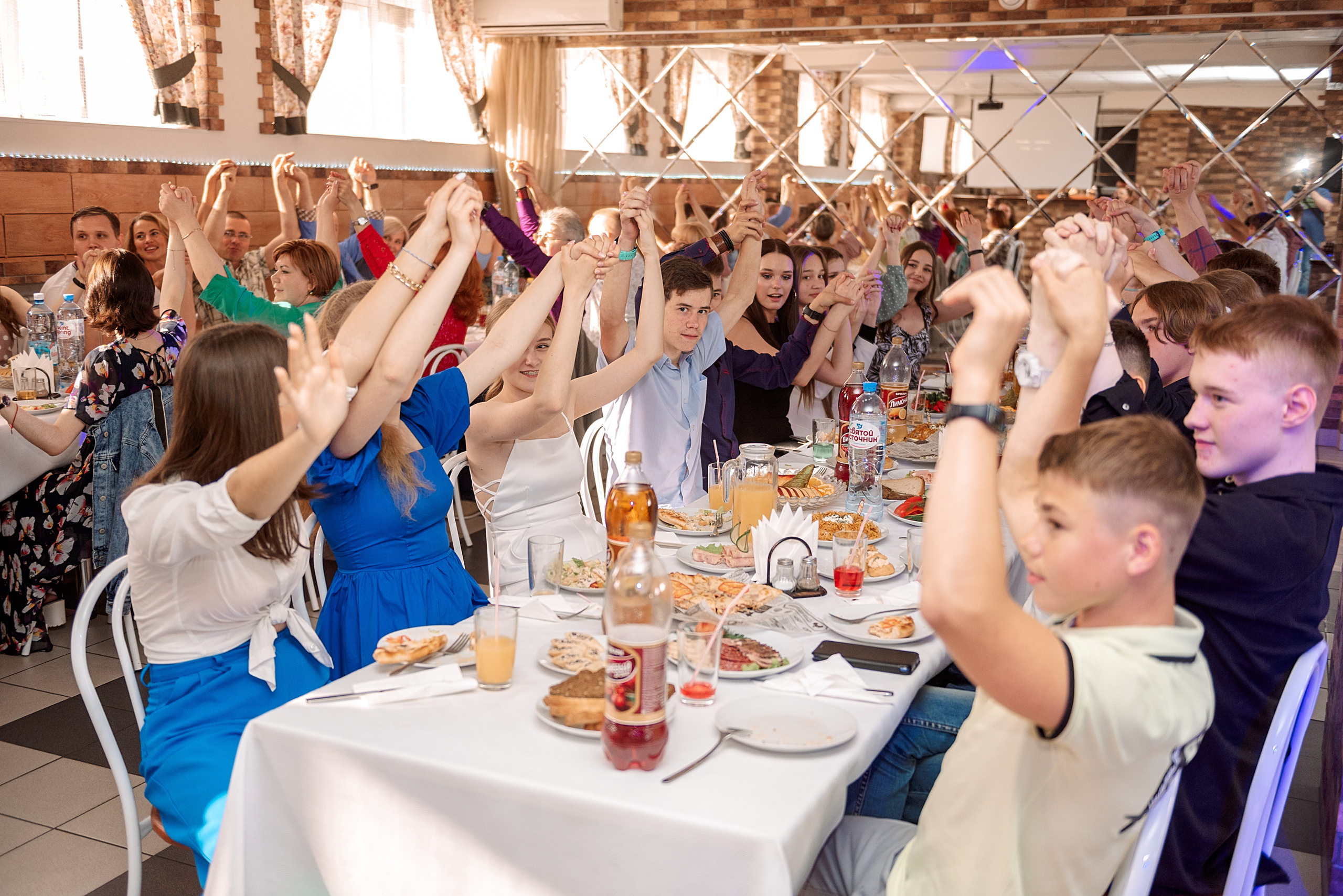 ВЫПУСКНОЙ 9кл. шк.106. Семейный, свадебный, школьный фотограф в Железногорске Целуев Андрей