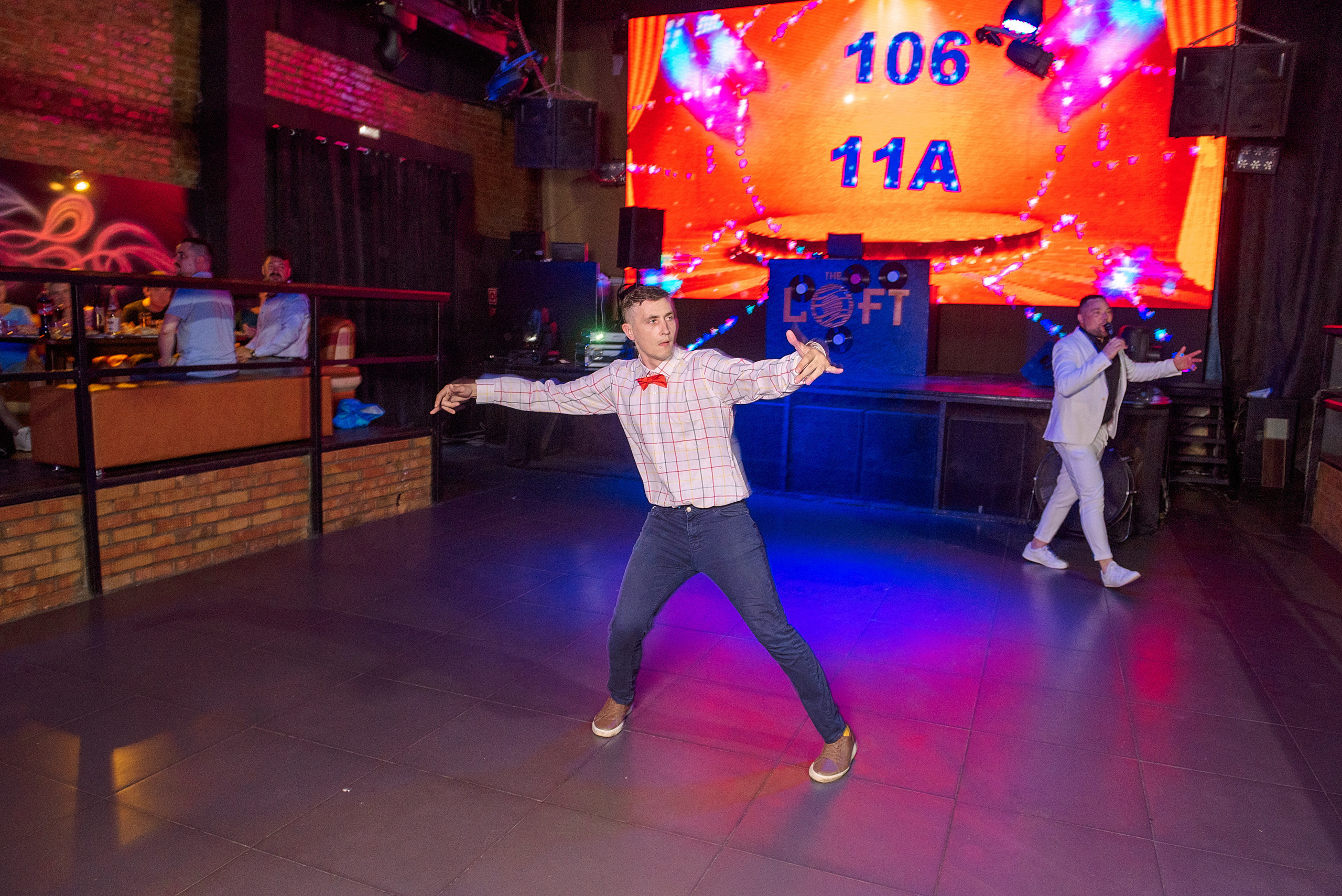 ВЫПУСКНОЙ 11А шк106. Семейный, свадебный, школьный фотограф в Железногорске Целуев Андрей