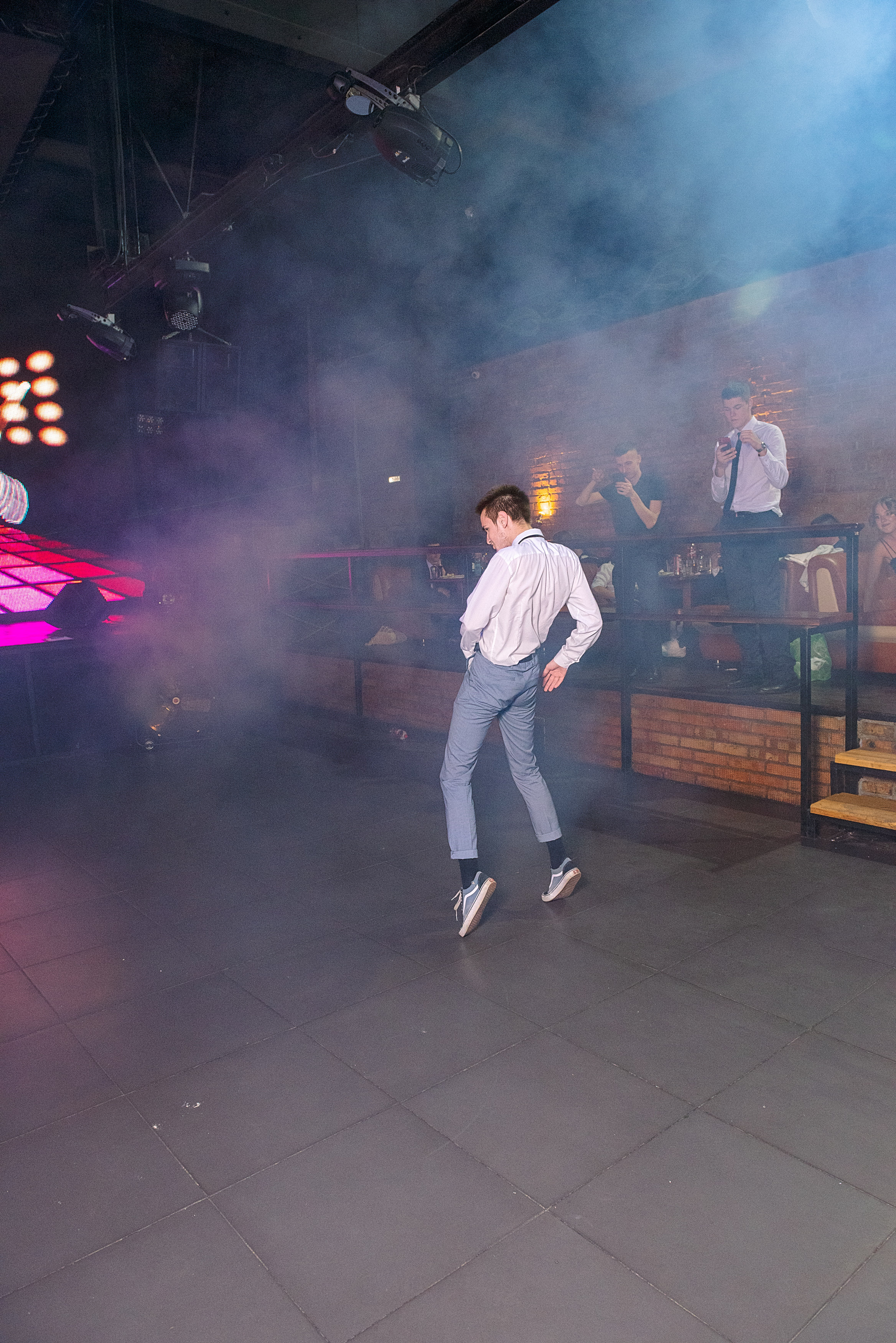 ВЫПУСКНОЙ 11А шк106. Семейный, свадебный, школьный фотограф в Железногорске Целуев Андрей