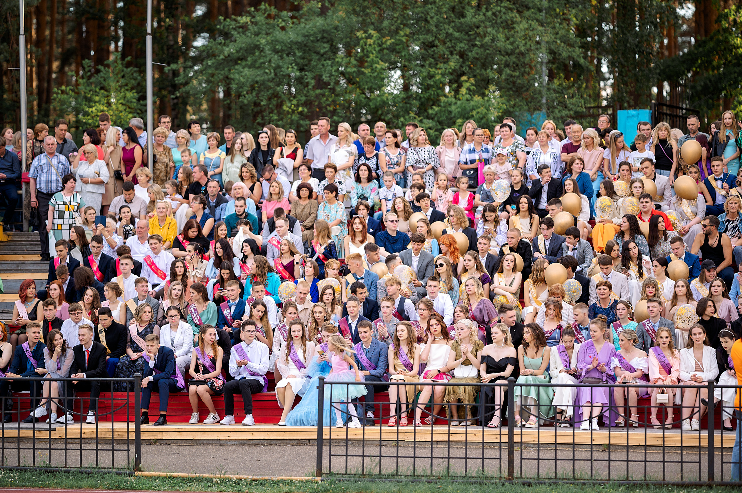 ВЫПУСКНОЙ 11А шк106. Семейный, свадебный, школьный фотограф в Железногорске Целуев Андрей