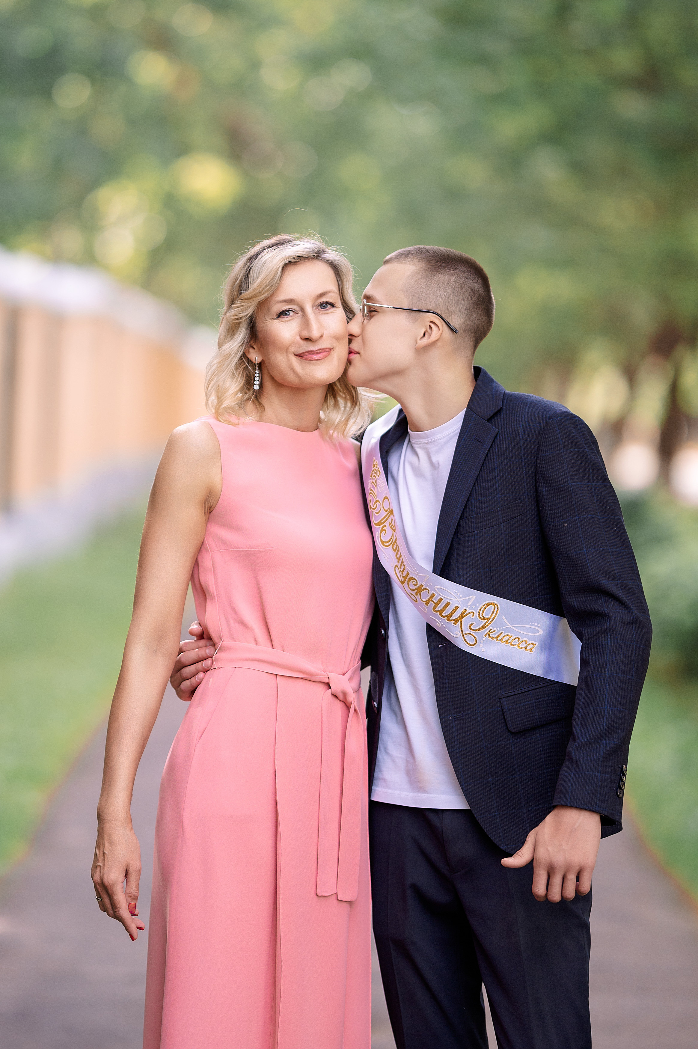 ВЫПУСКНОЙ 9кл. гимназия 91. Семейный, свадебный, школьный фотограф в Железногорске Целуев Андрей