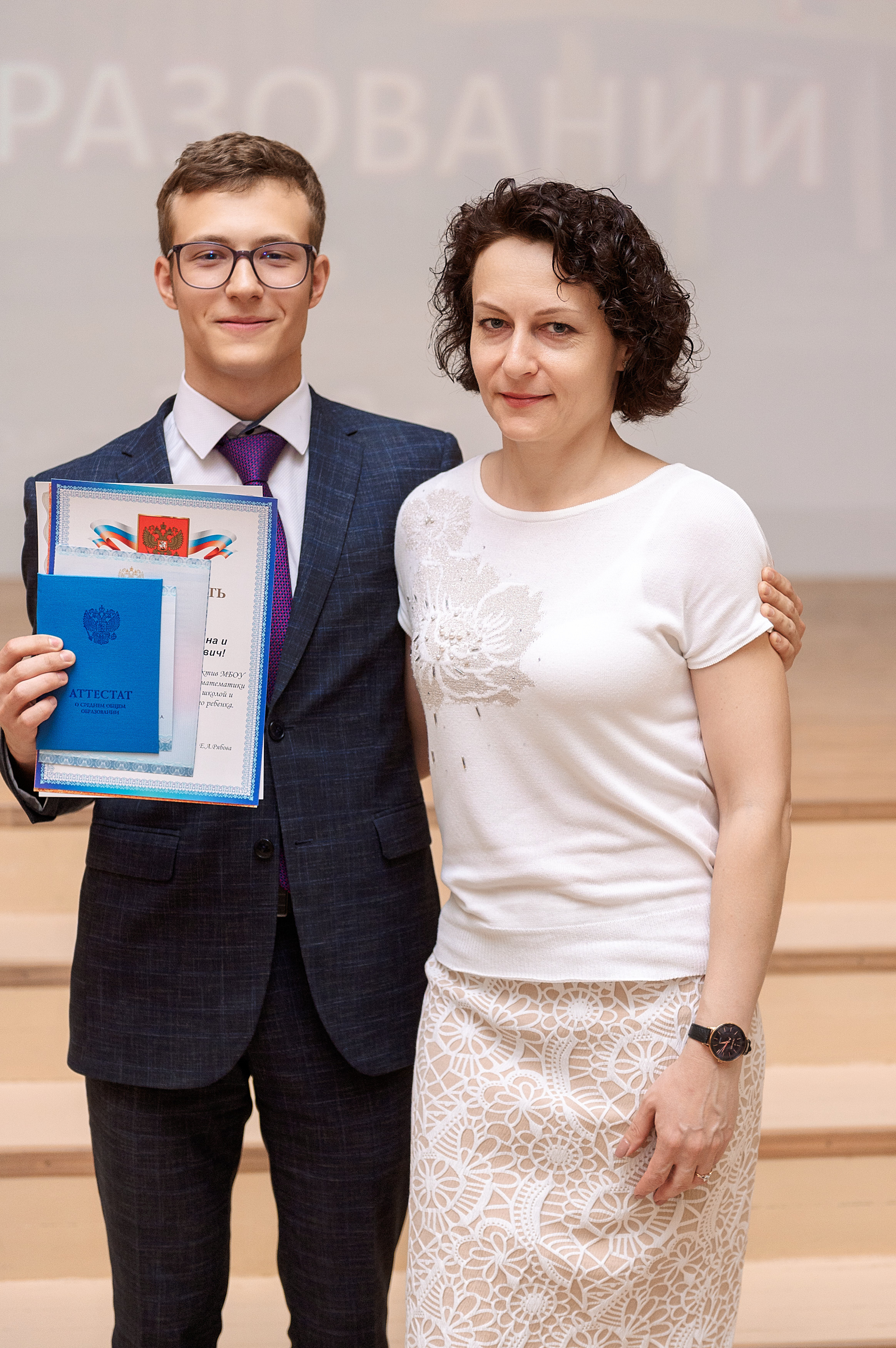 ВЫПУСКНОЙ 11А шк106. Семейный, свадебный, школьный фотограф в Железногорске Целуев Андрей