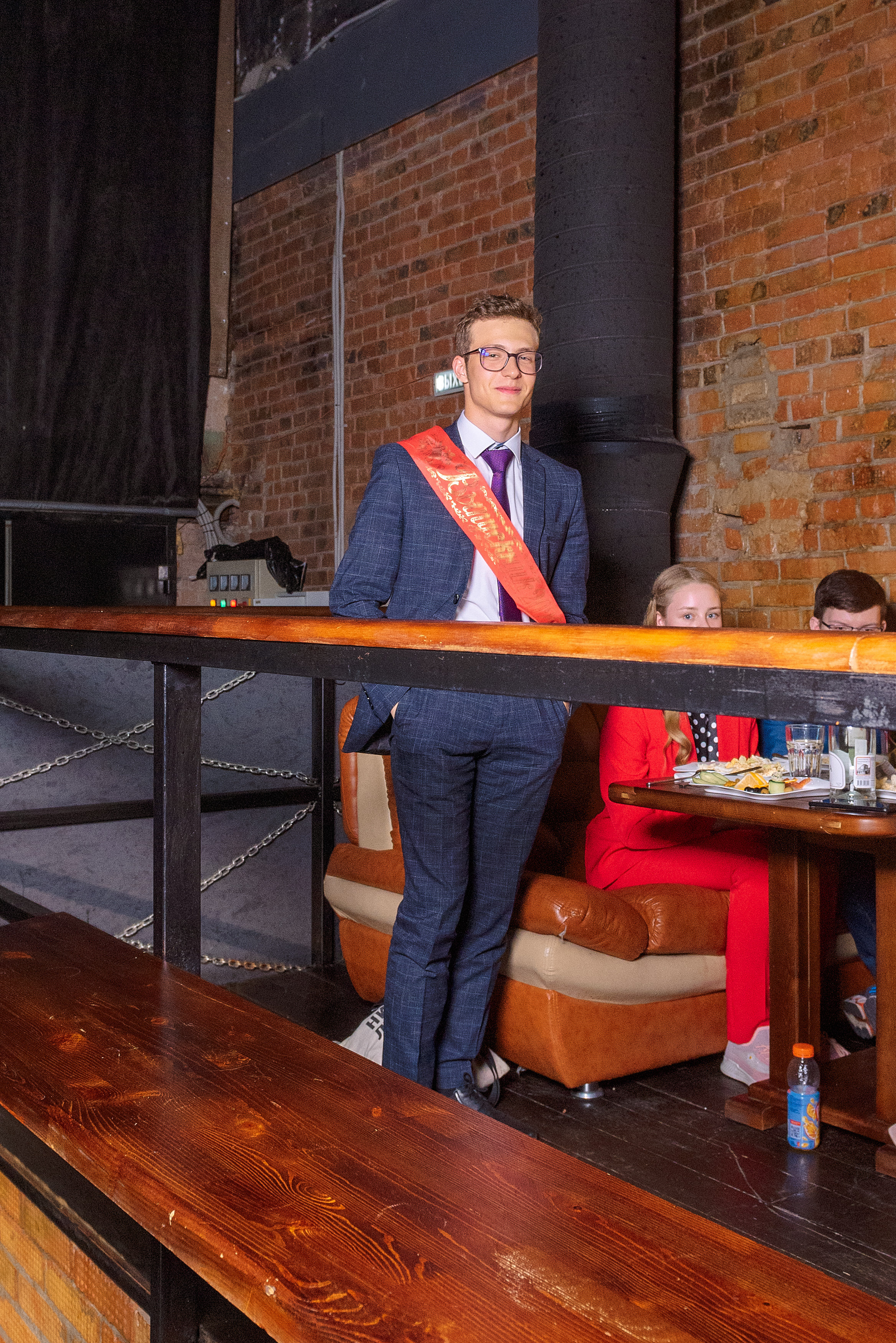 ВЫПУСКНОЙ 11А шк106. Семейный, свадебный, школьный фотограф в Железногорске Целуев Андрей