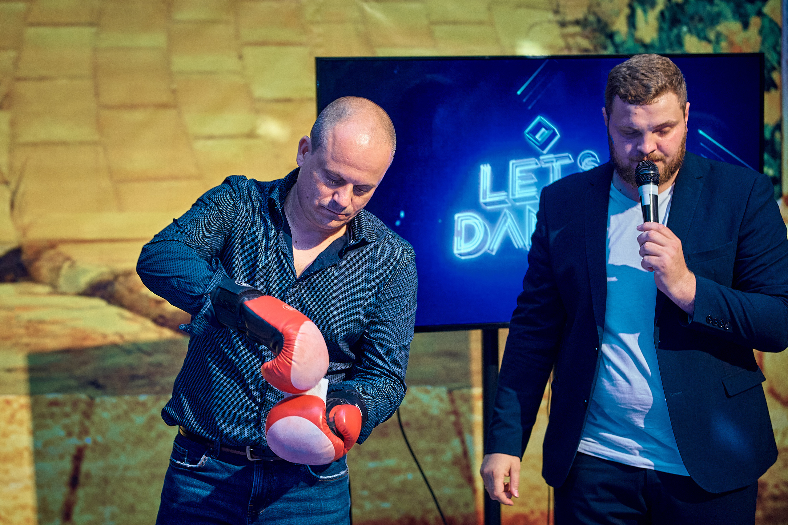 Выпускной 11 кл школа 100 2021 г. Семейный, свадебный, школьный фотограф в Железногорске Целуев Андрей