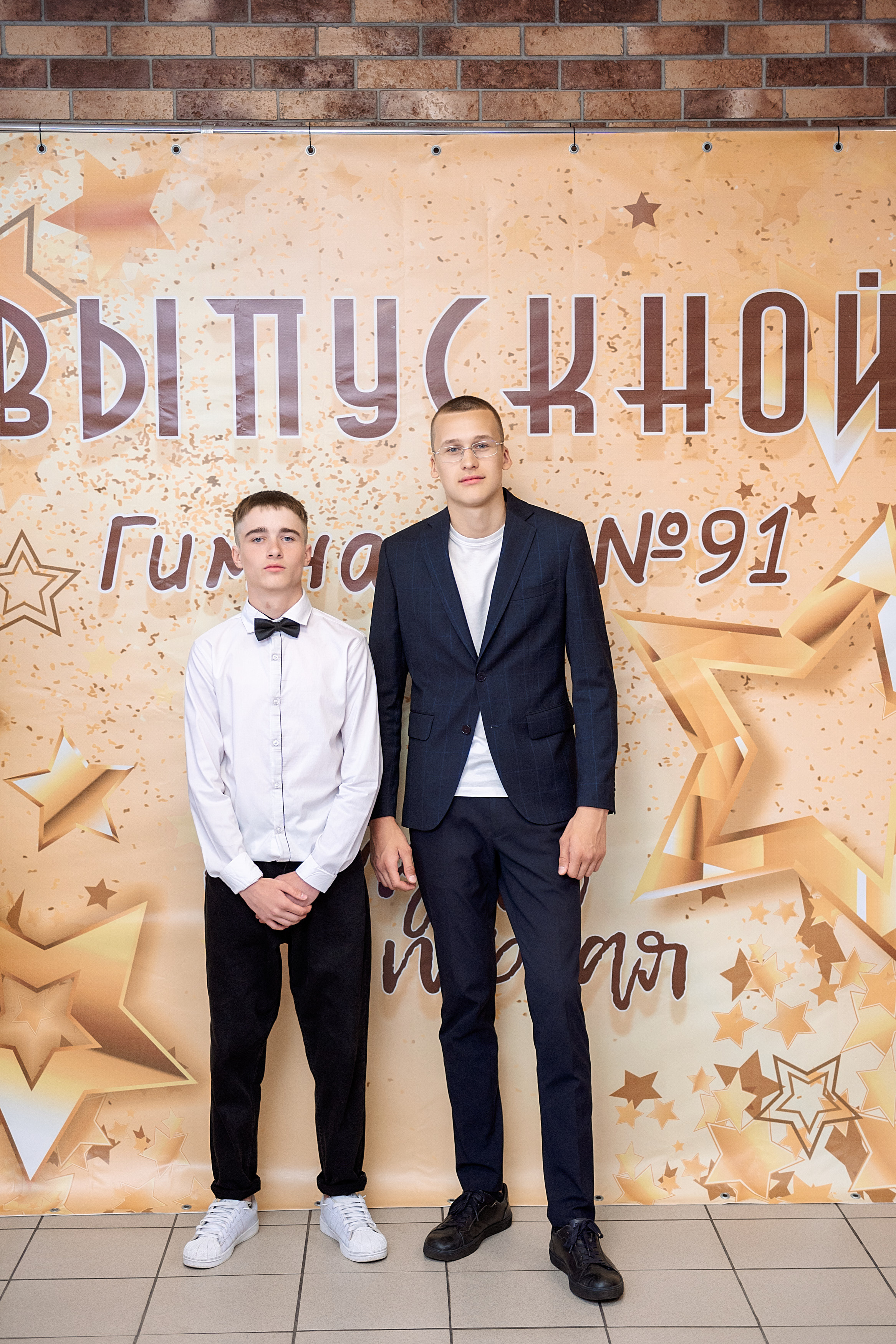 ВЫПУСКНОЙ 9кл. гимназия 91. Семейный, свадебный, школьный фотограф в Железногорске Целуев Андрей