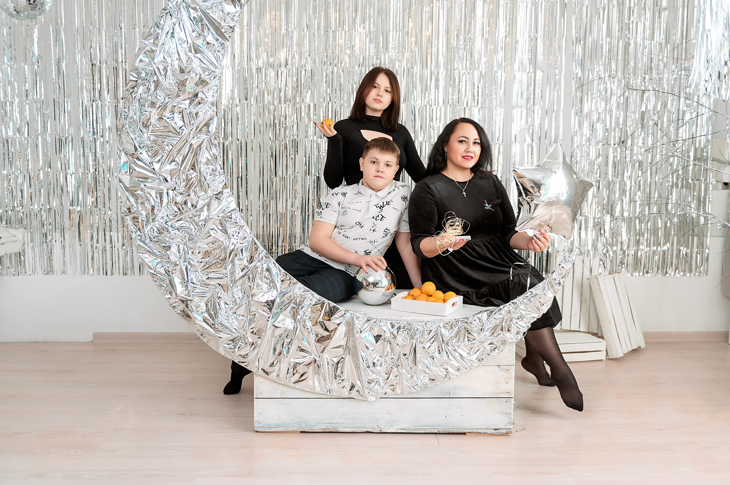 Семья Крестининых и друзья. Семейный, свадебный, школьный фотограф в Железногорске Целуев Андрей